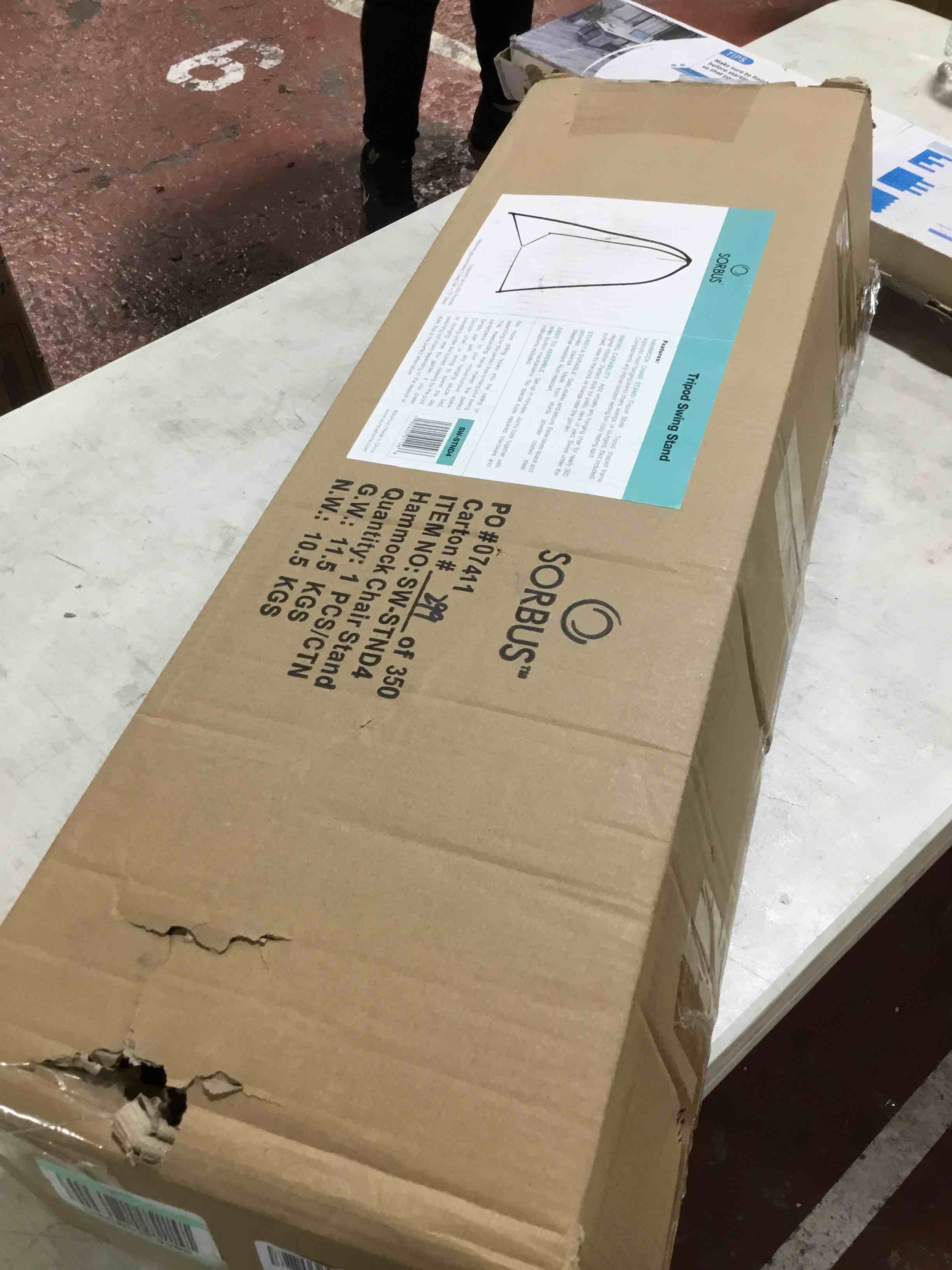 https://s3.amazonaws.com/lotting-images-prod/bidfta/BLU4104946_1703772042931.jpeg