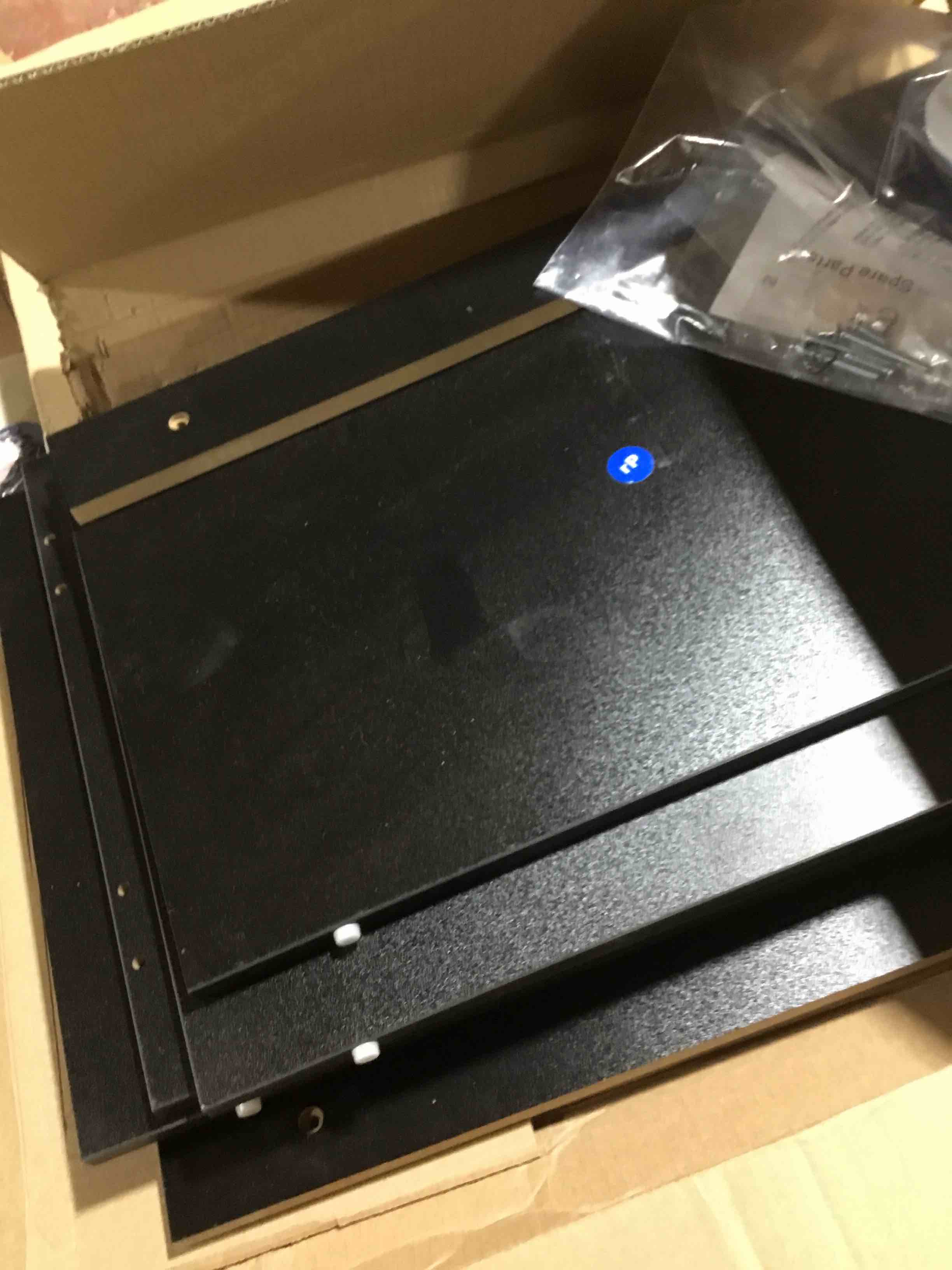 https://s3.amazonaws.com/lotting-images-prod/bidfta/BLU4104947_1703772156675.jpeg