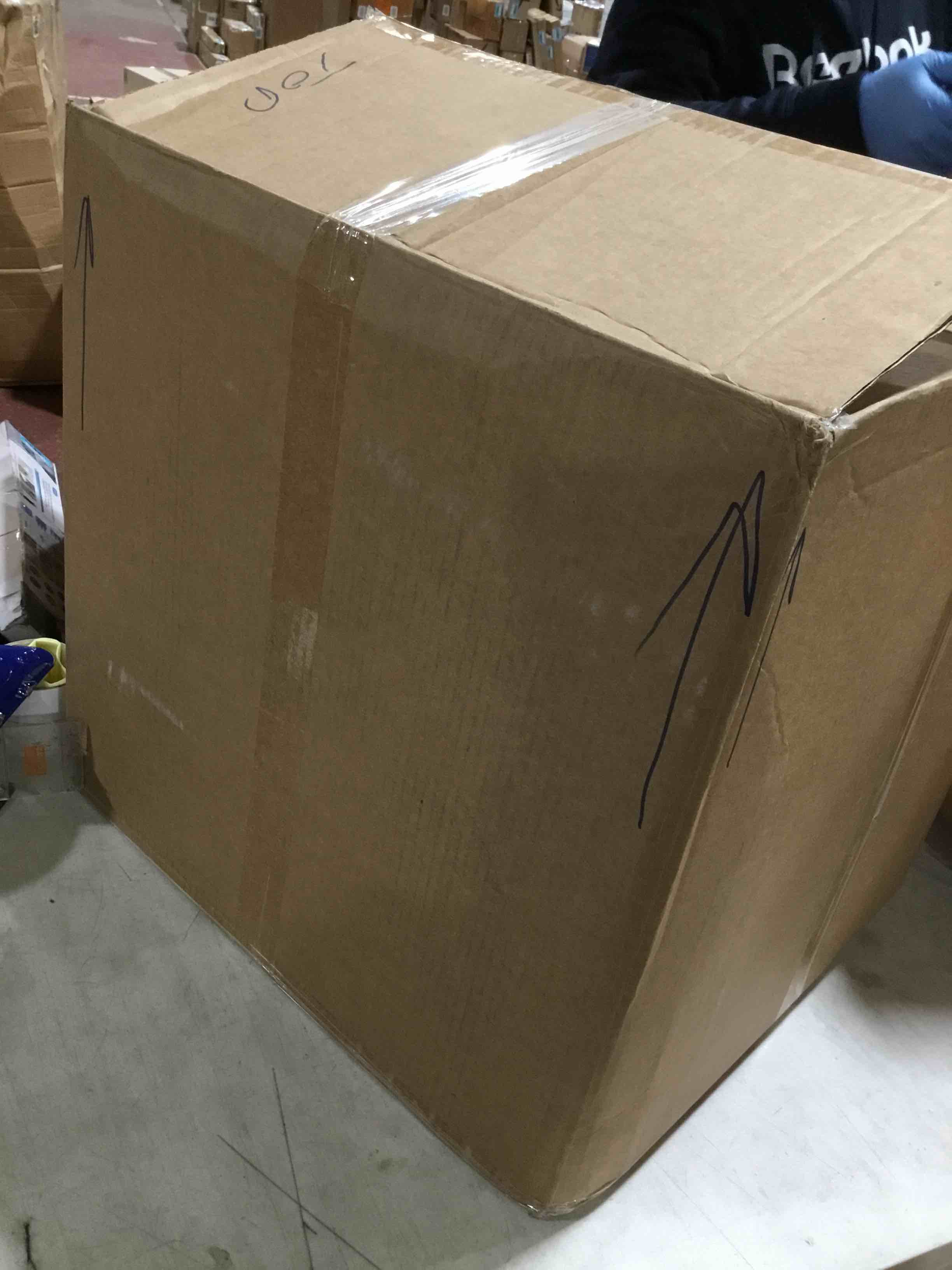 https://s3.amazonaws.com/lotting-images-prod/bidfta/BLU4104960_1703772986690.jpeg