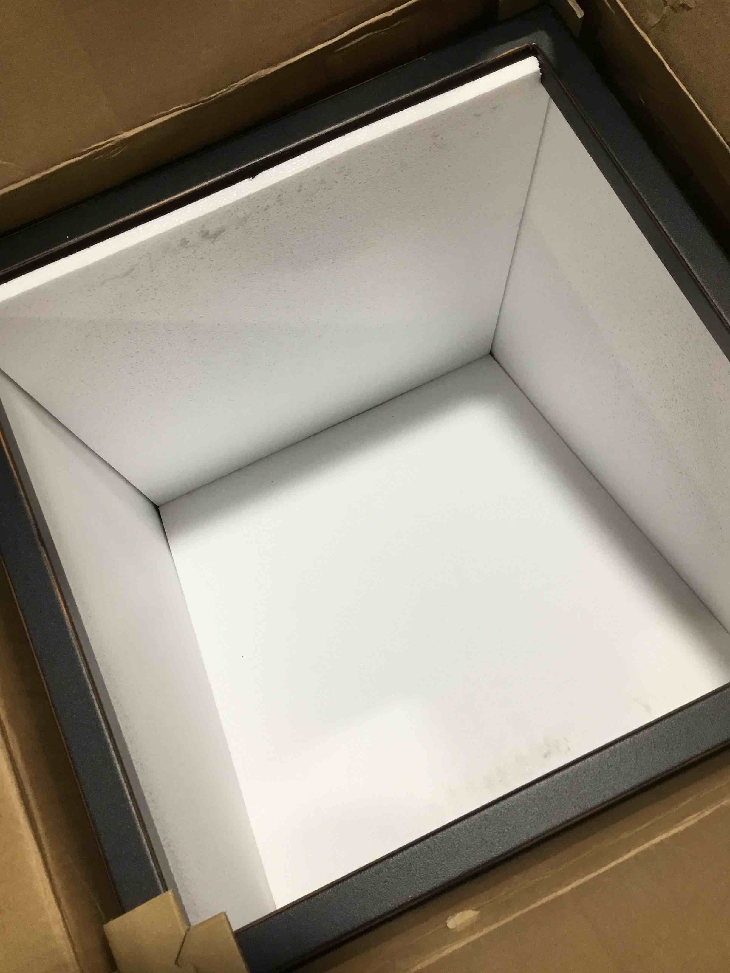 https://s3.amazonaws.com/lotting-images-prod/bidfta/BLU4104964_1703775073573.jpeg