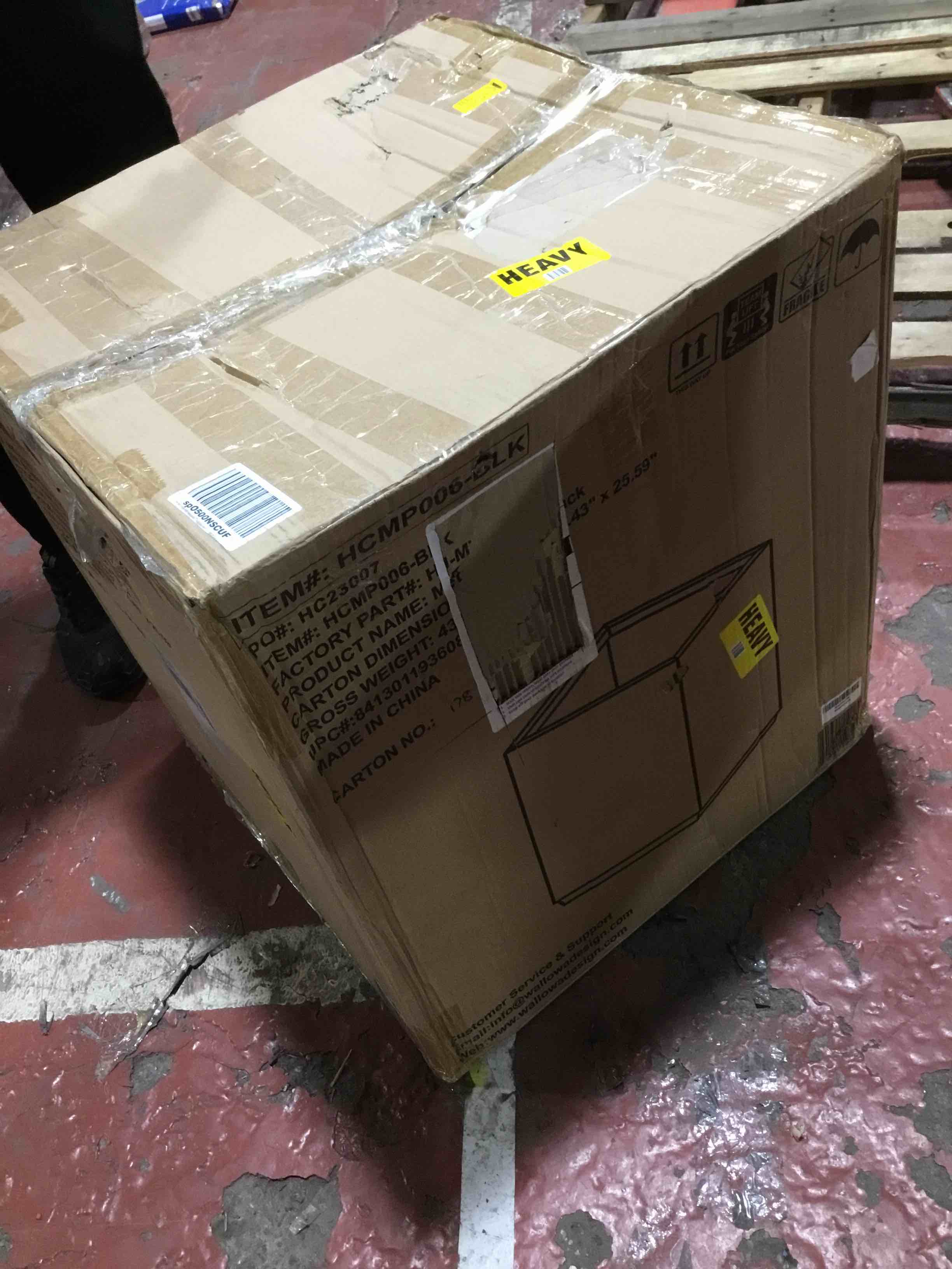 https://s3.amazonaws.com/lotting-images-prod/bidfta/BLU4104964_1703775093028.jpeg