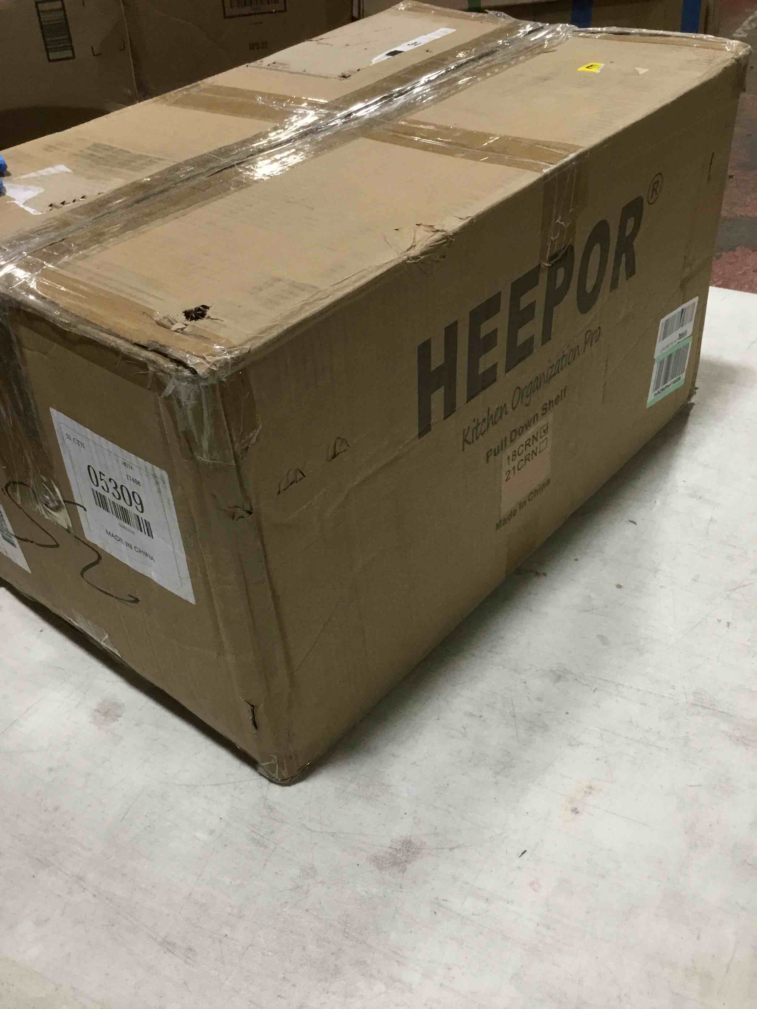 https://s3.amazonaws.com/lotting-images-prod/bidfta/BLU4104974_1703780292008.jpeg