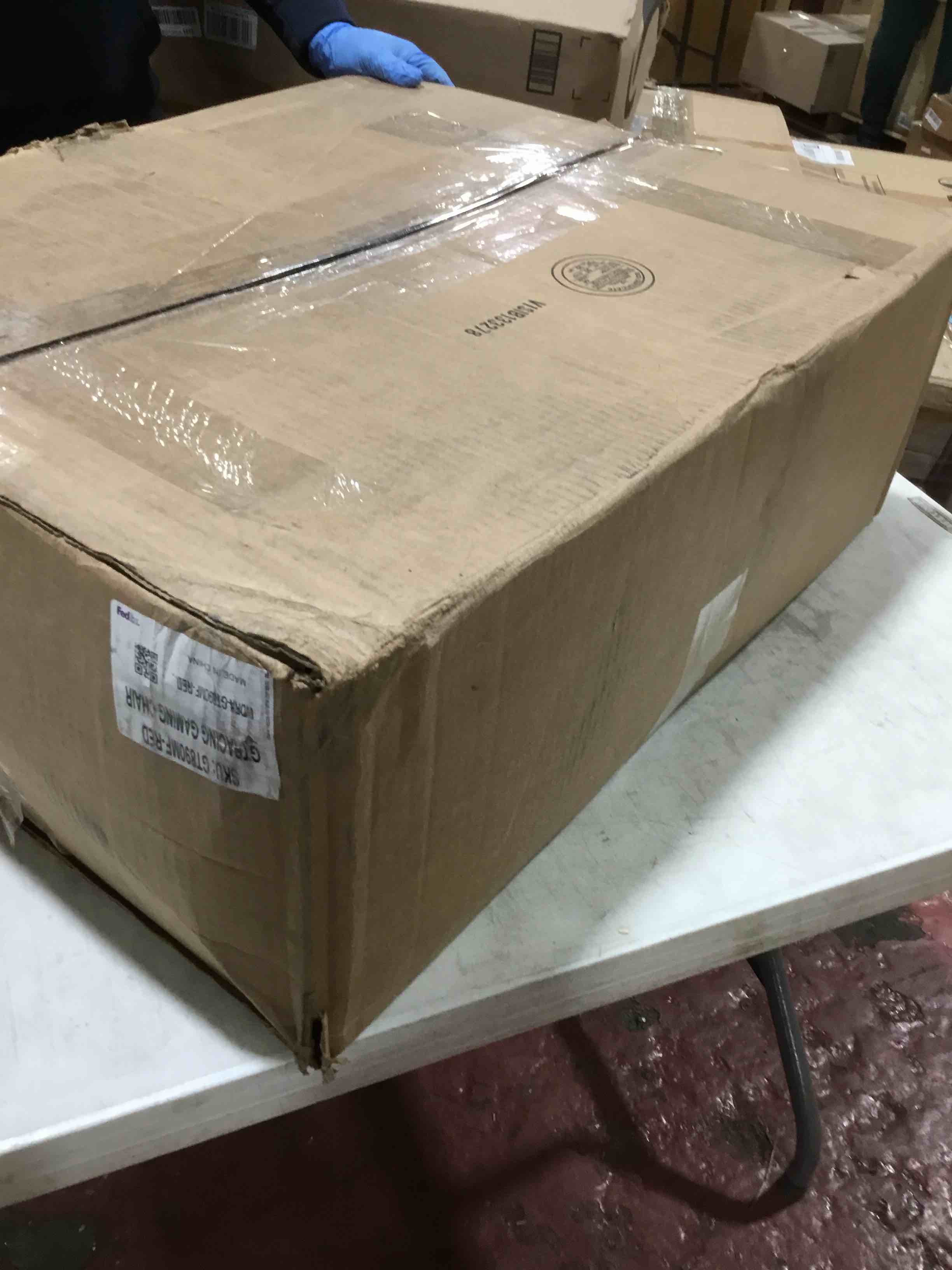 https://s3.amazonaws.com/lotting-images-prod/bidfta/BLU4104979_1703781433109.jpeg