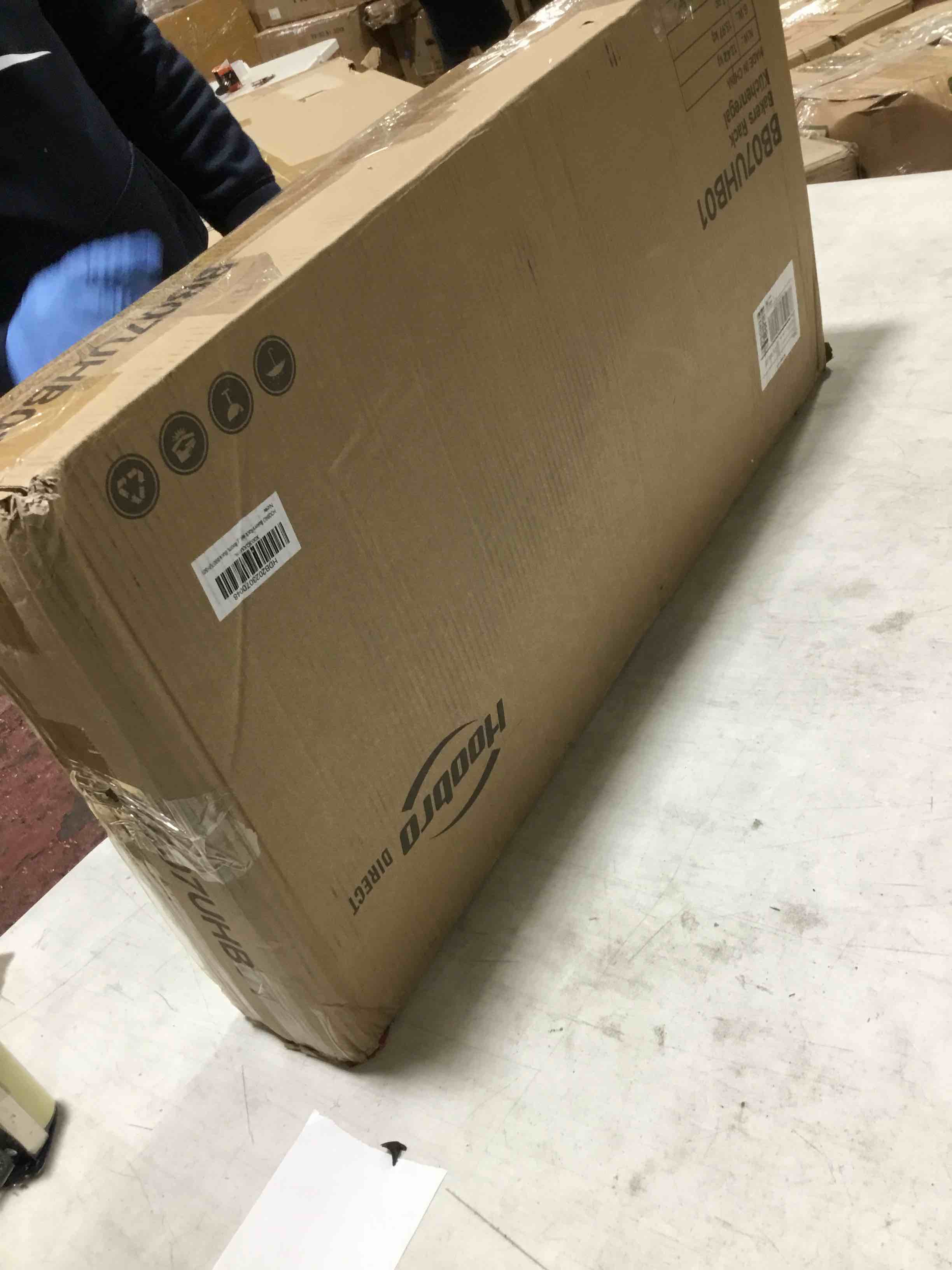 https://s3.amazonaws.com/lotting-images-prod/bidfta/BLU4104981_1703781771200.jpeg