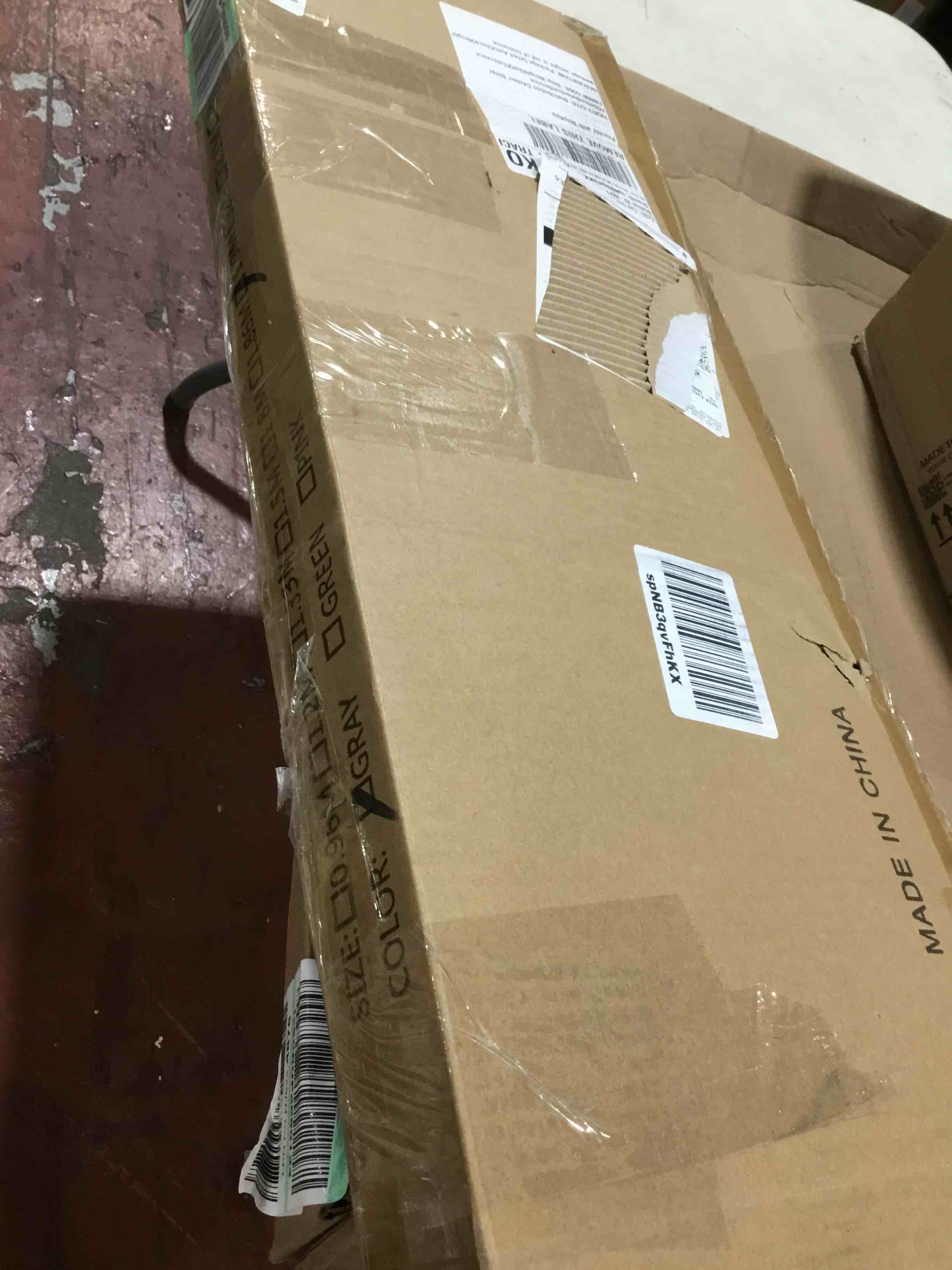 https://s3.amazonaws.com/lotting-images-prod/bidfta/BLU4105208_1704217646226.jpeg