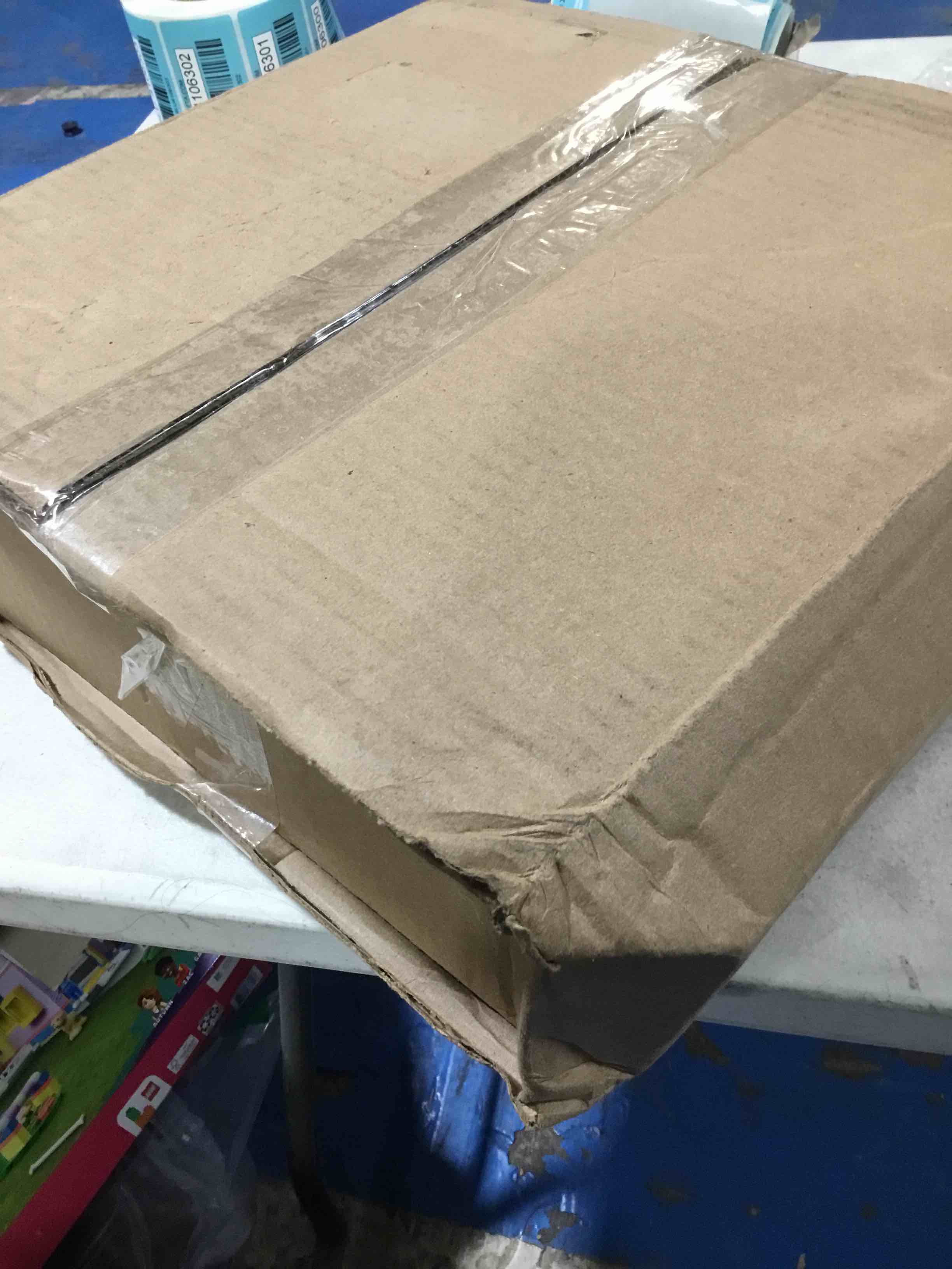 https://s3.amazonaws.com/lotting-images-prod/bidfta/BLU4106256_1705502161619.jpeg