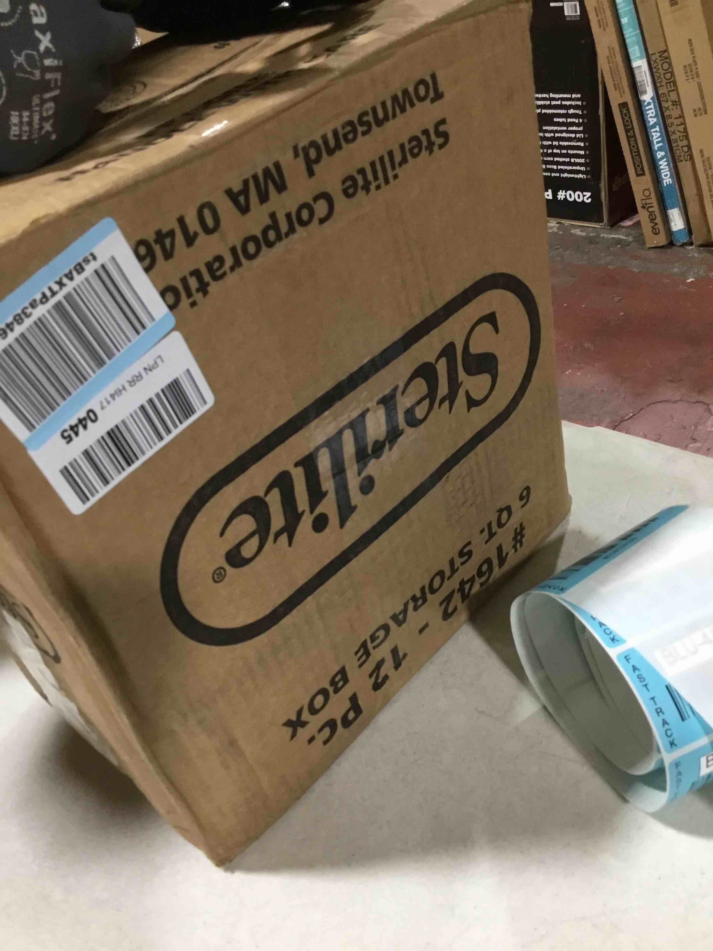 https://s3.amazonaws.com/lotting-images-prod/bidfta/BLU4109193_1707151065994.jpeg