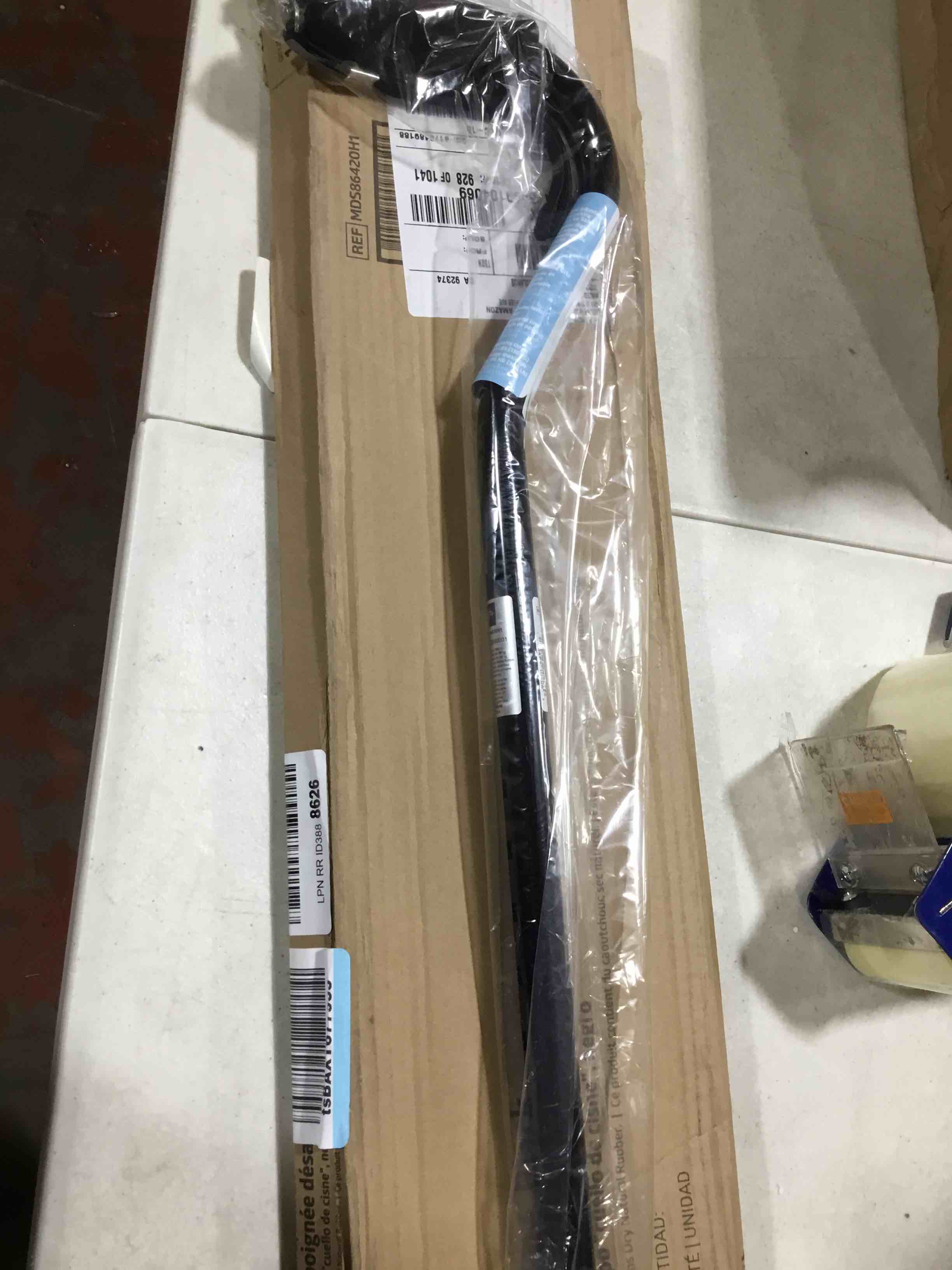 https://s3.amazonaws.com/lotting-images-prod/bidfta/BLU4109199_1707151506418.jpeg