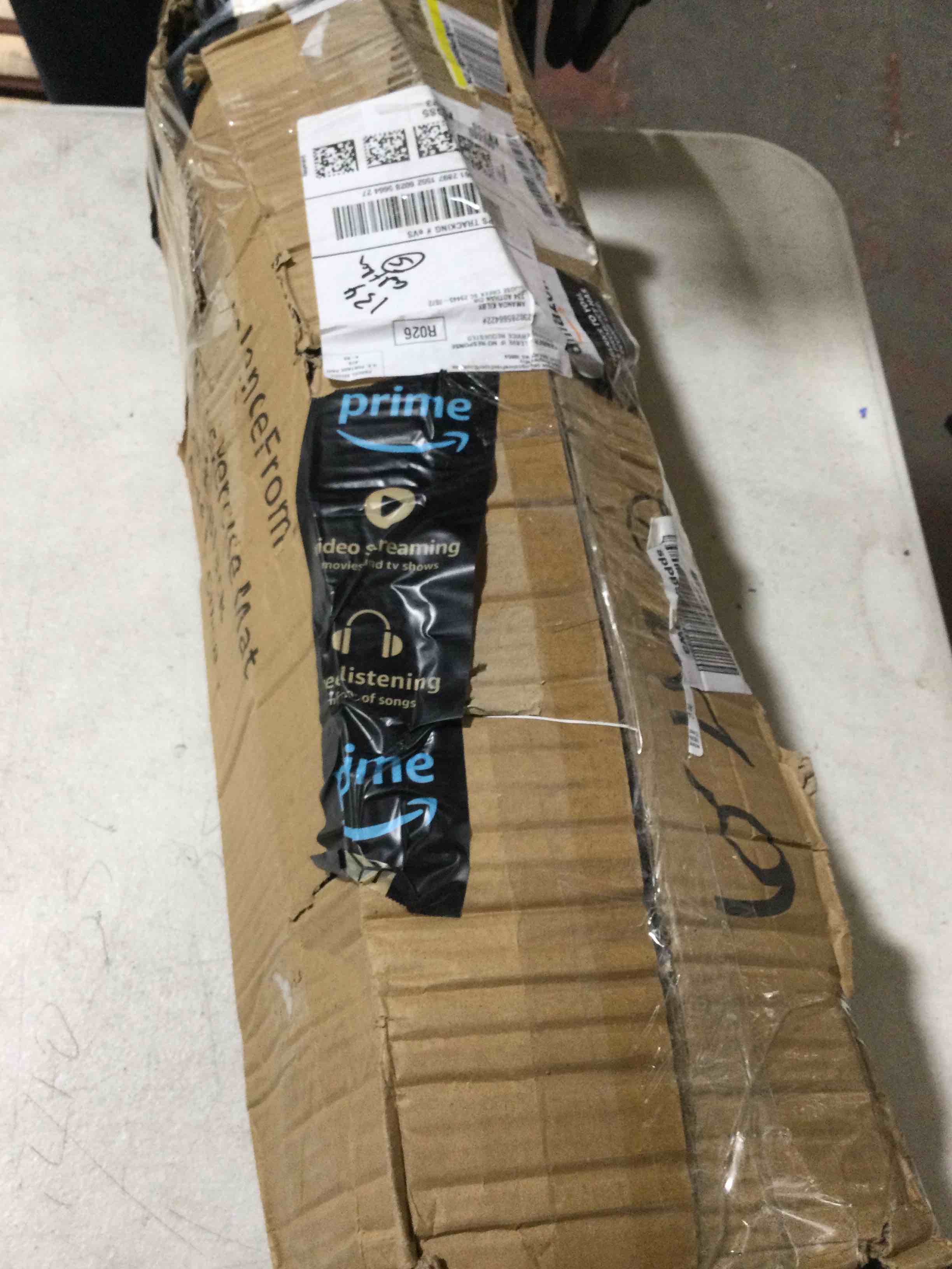 https://s3.amazonaws.com/lotting-images-prod/bidfta/BLU4110127_1708607511650.jpeg