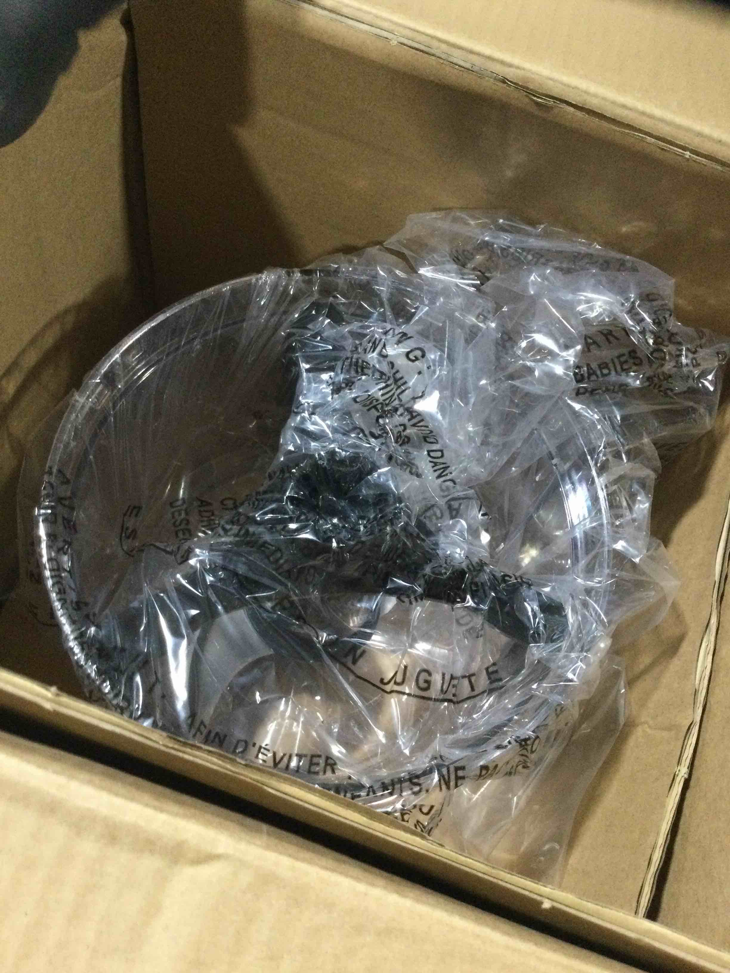 https://s3.amazonaws.com/lotting-images-prod/bidfta/BLU4110137_1708609560448.jpeg