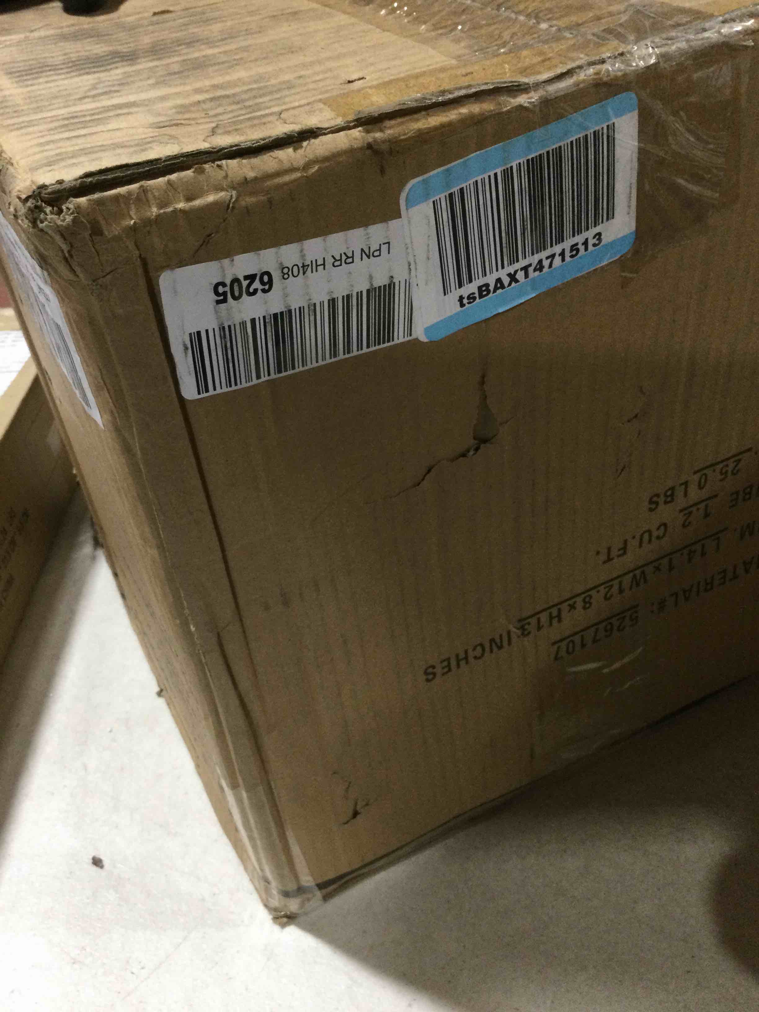 https://s3.amazonaws.com/lotting-images-prod/bidfta/BLU4110139_1708610088200.jpeg