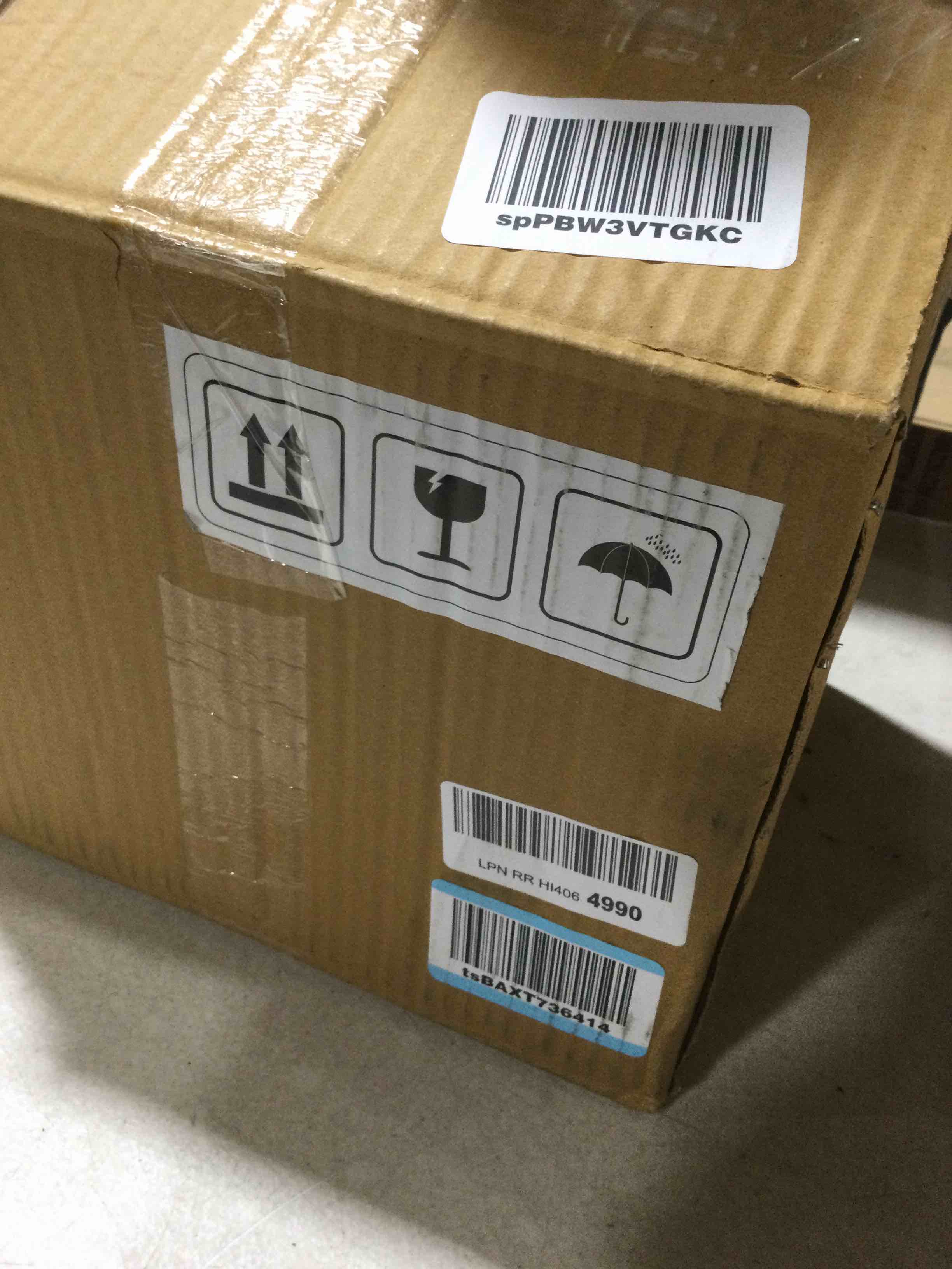 https://s3.amazonaws.com/lotting-images-prod/bidfta/BLU4110140_1708610431483.jpeg