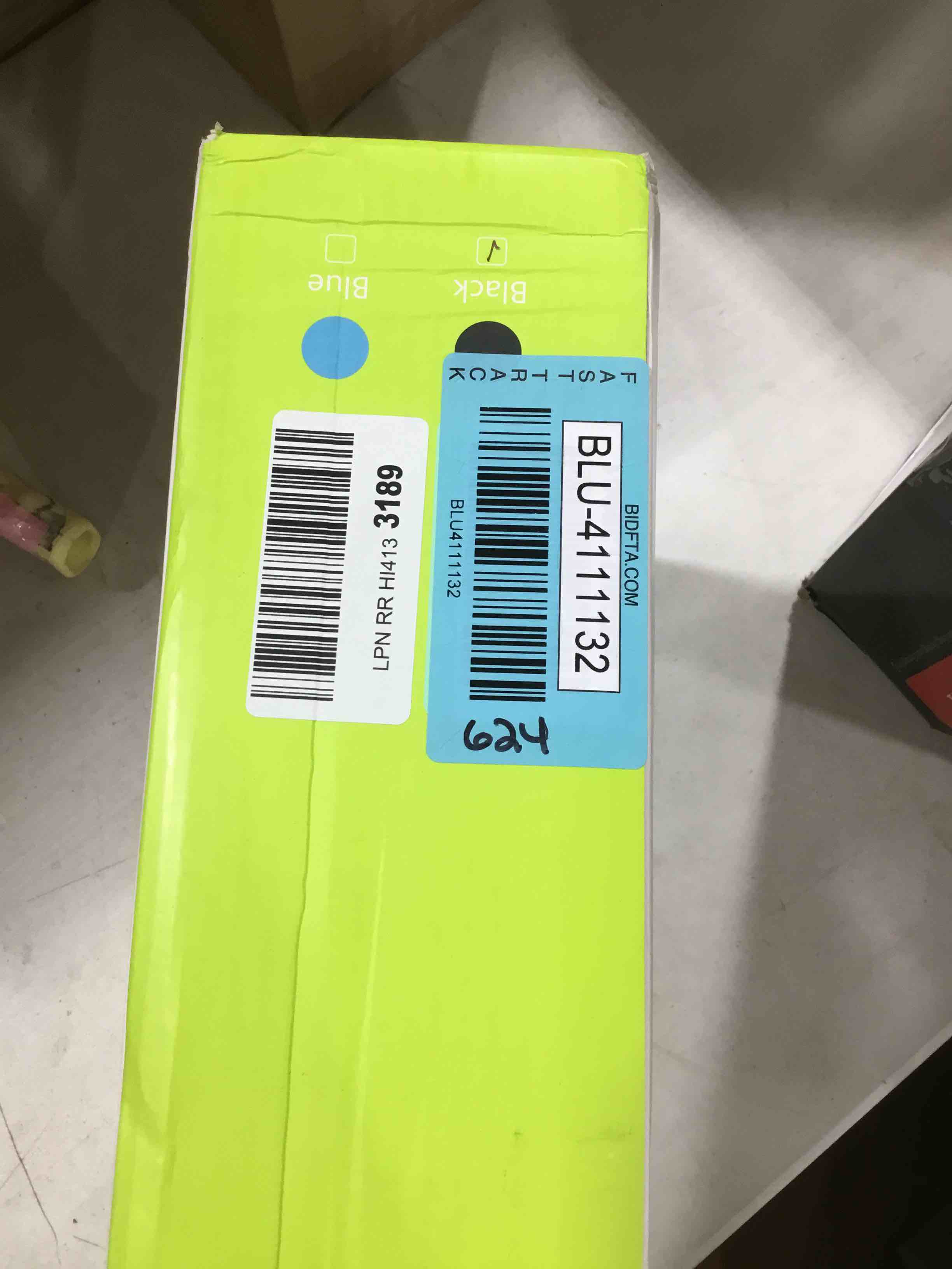 https://s3.amazonaws.com/lotting-images-prod/bidfta/BLU4111132_1707484958839.jpeg