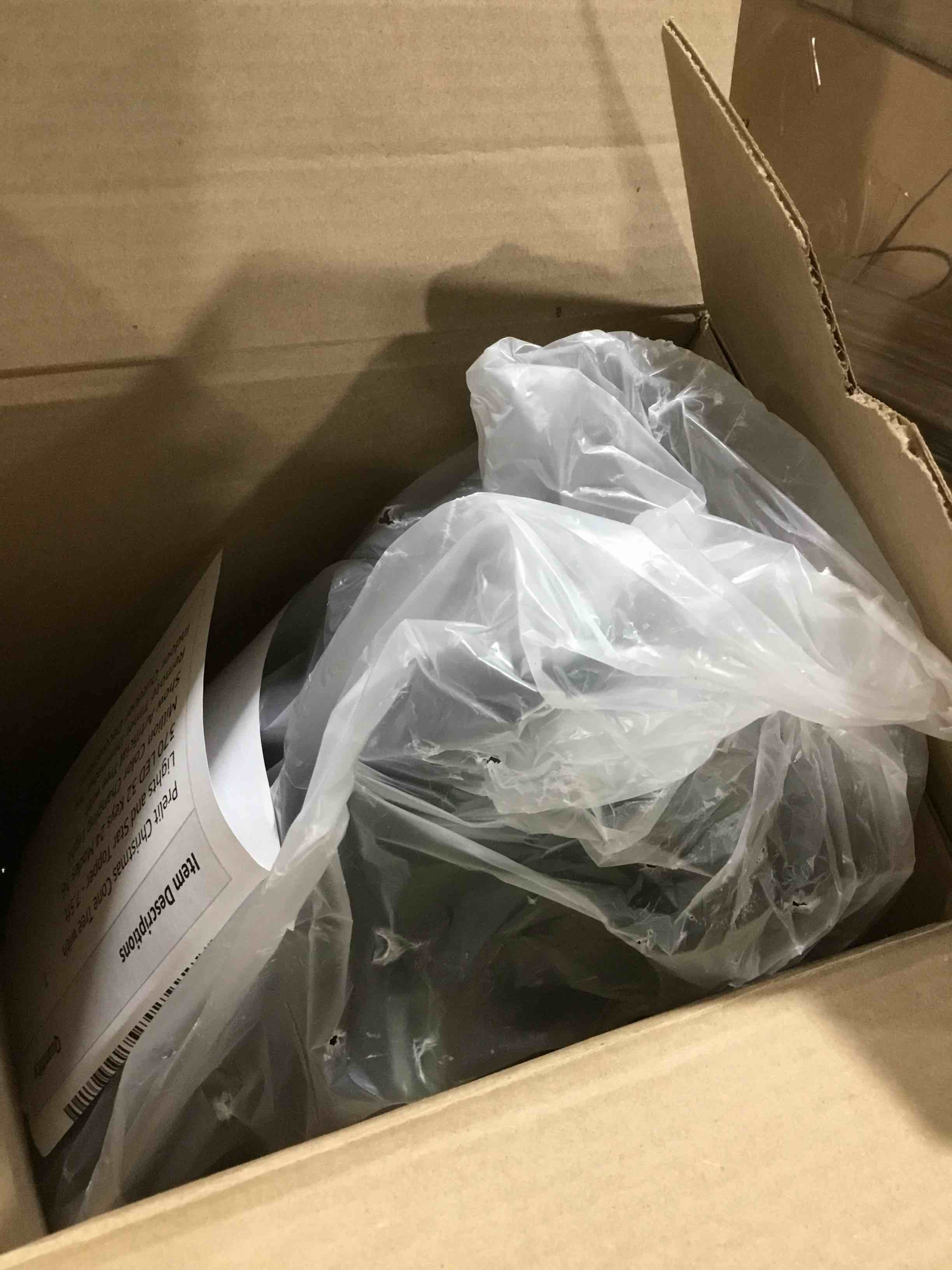 https://s3.amazonaws.com/lotting-images-prod/bidfta/BLU4111134_1707484907599.jpeg