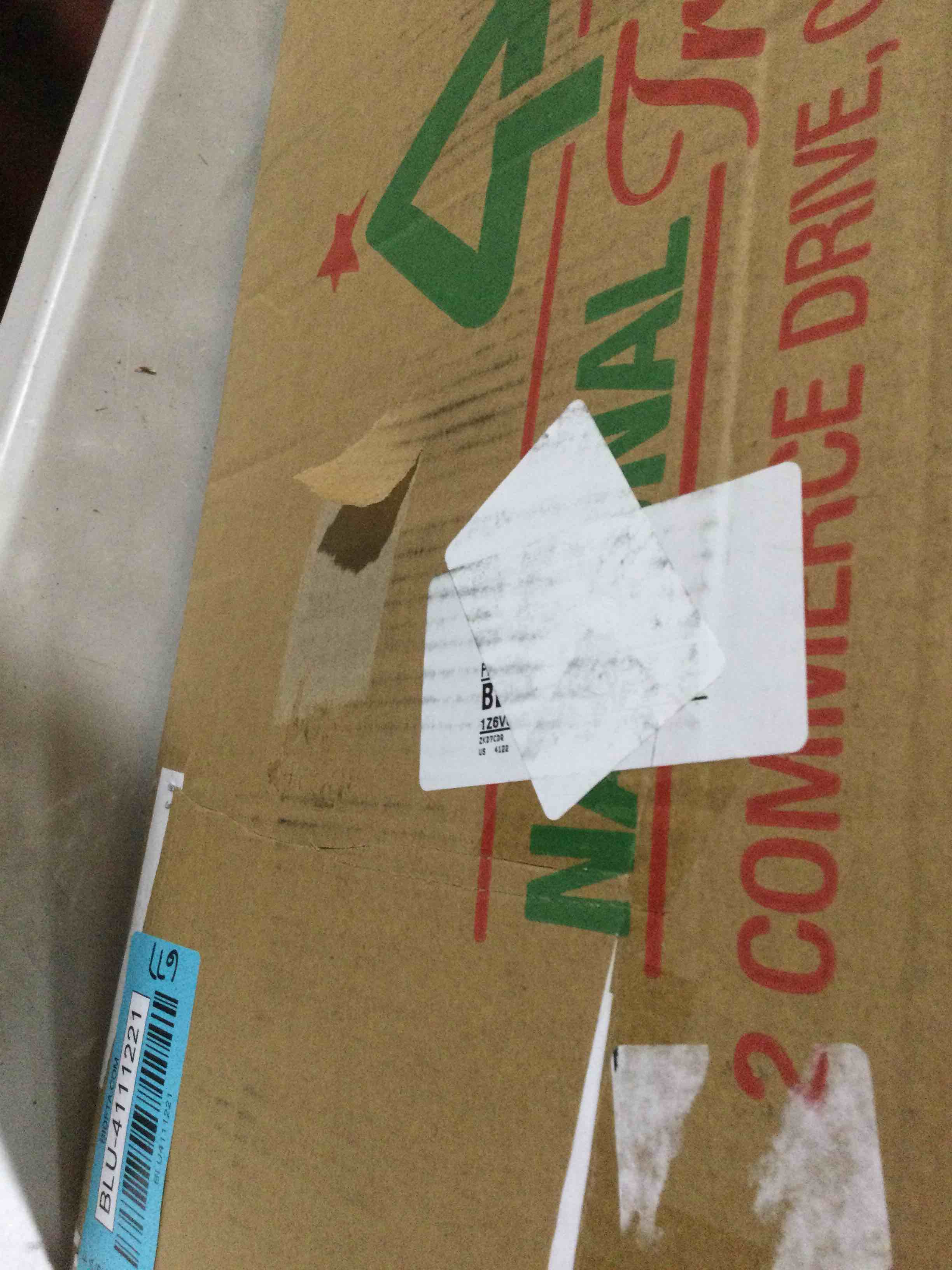 https://s3.amazonaws.com/lotting-images-prod/bidfta/BLU4111221_1707843547256.jpeg