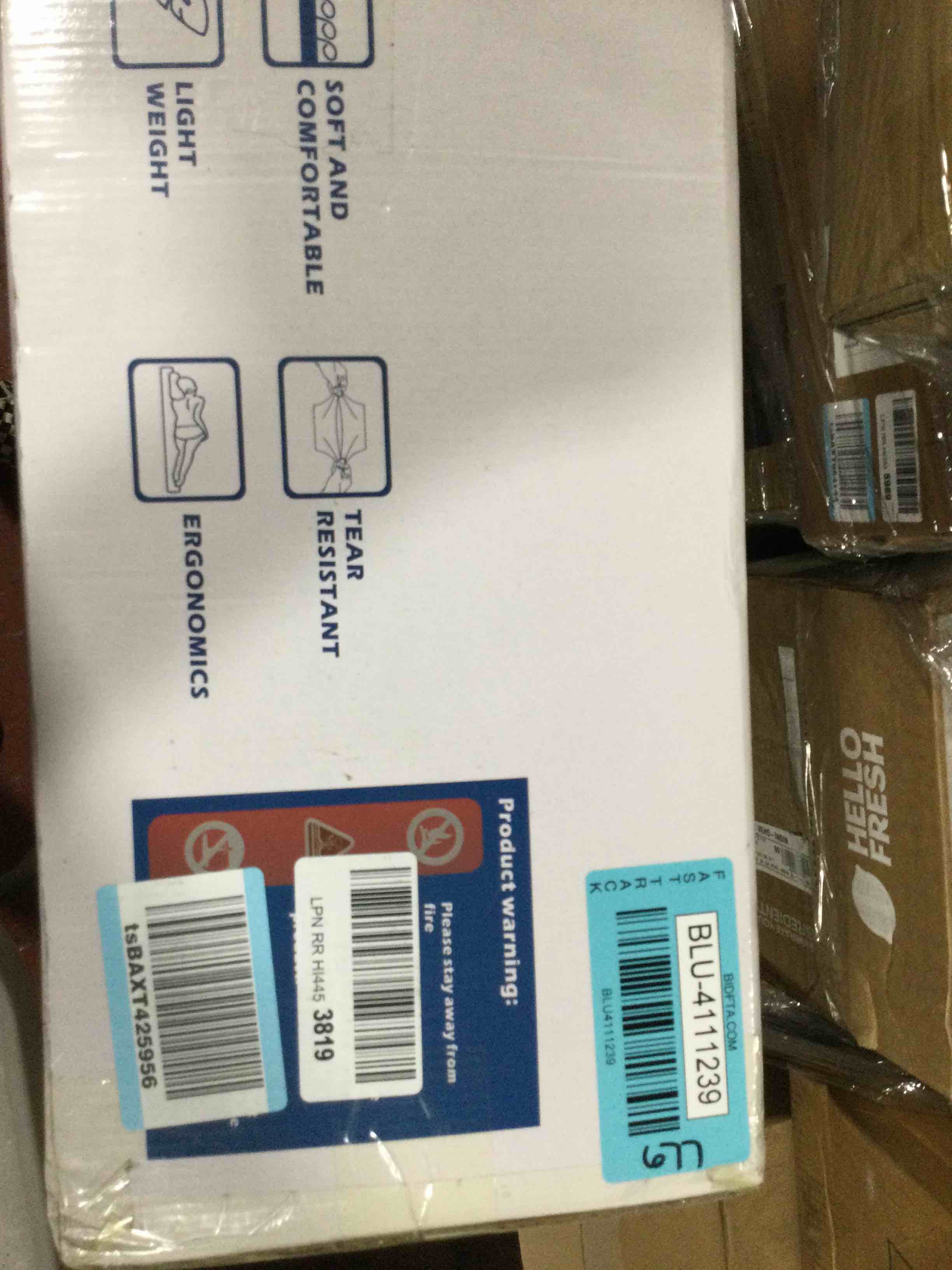 https://s3.amazonaws.com/lotting-images-prod/bidfta/BLU4111239_1707842675017.jpeg