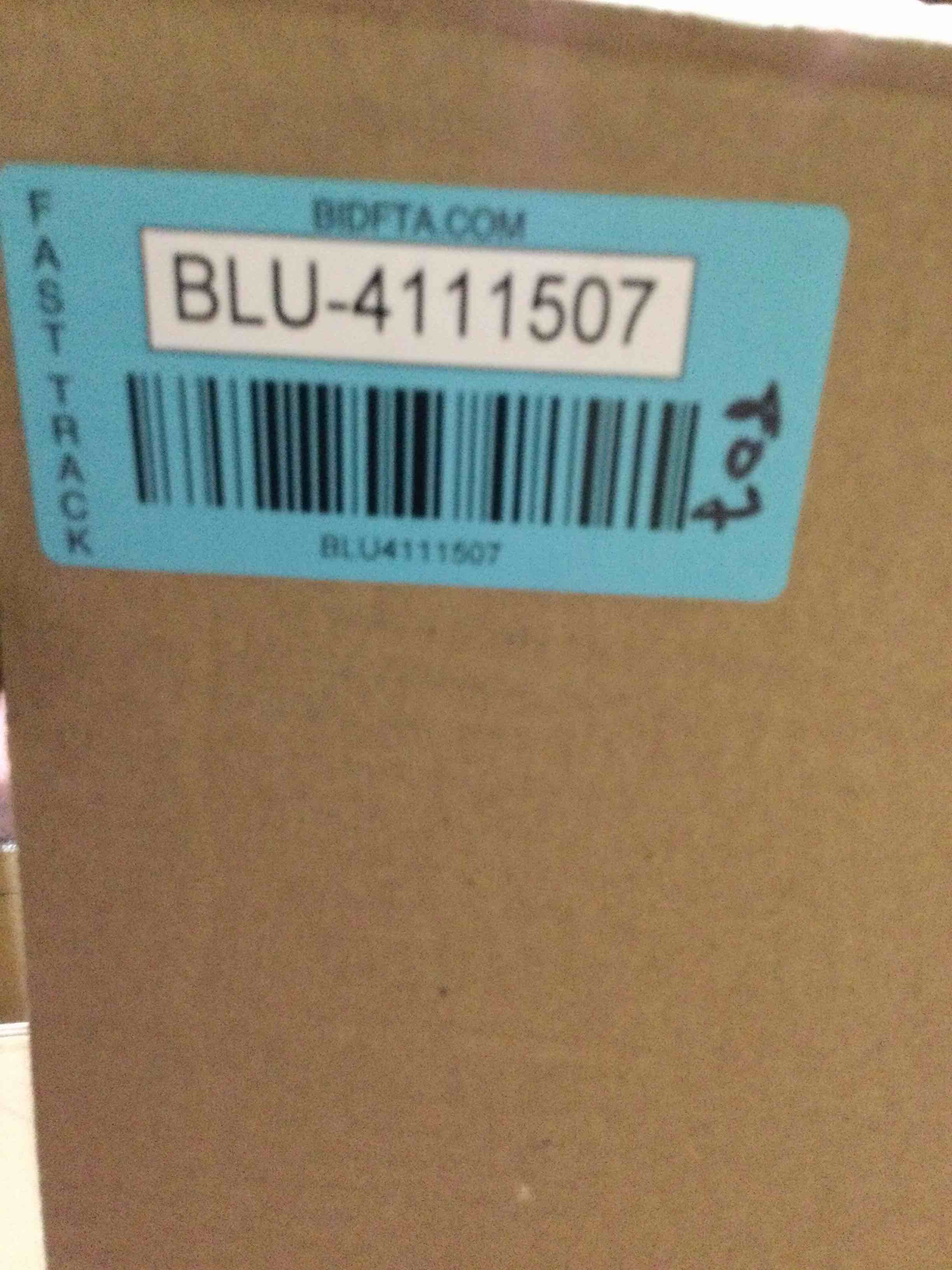 https://s3.amazonaws.com/lotting-images-prod/bidfta/BLU4111507_1708440252973.jpeg