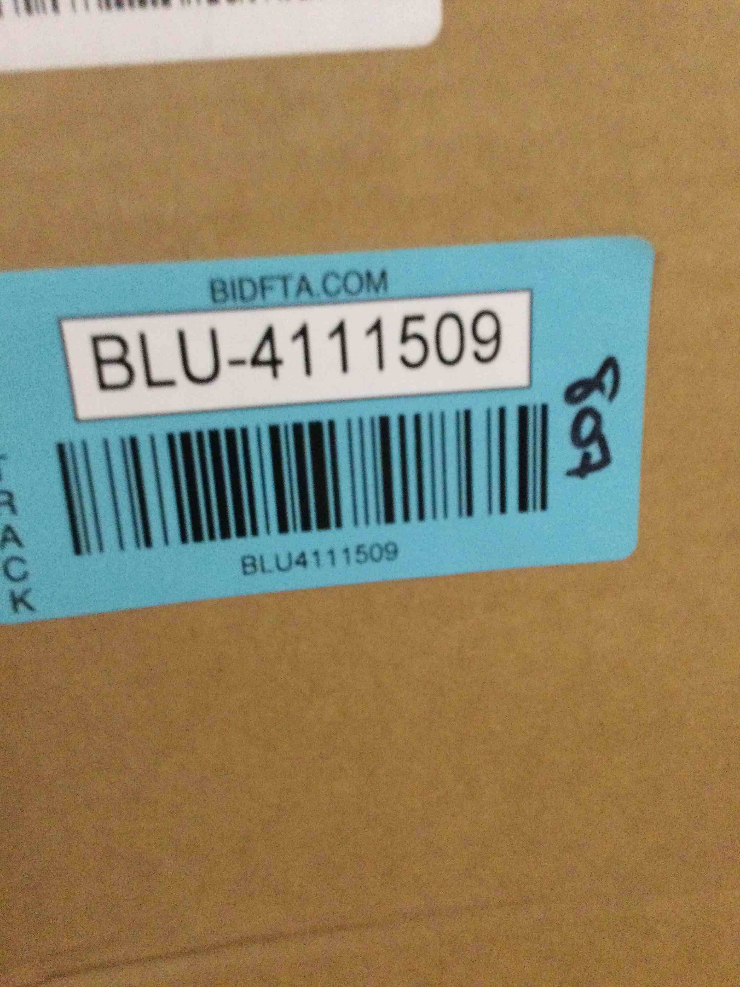 https://s3.amazonaws.com/lotting-images-prod/bidfta/BLU4111509_1708440585901.jpeg