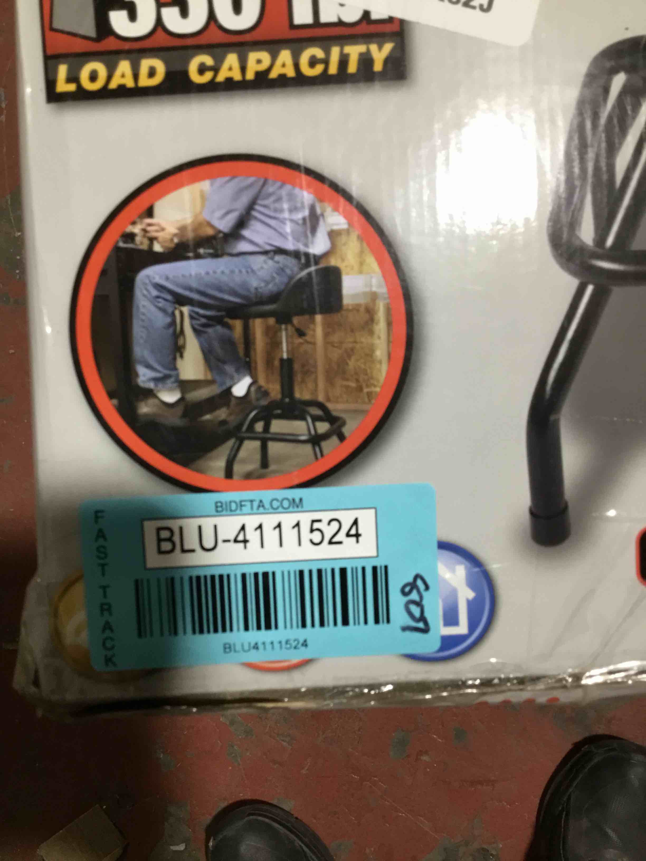 https://s3.amazonaws.com/lotting-images-prod/bidfta/BLU4111524_1708377651746.jpeg