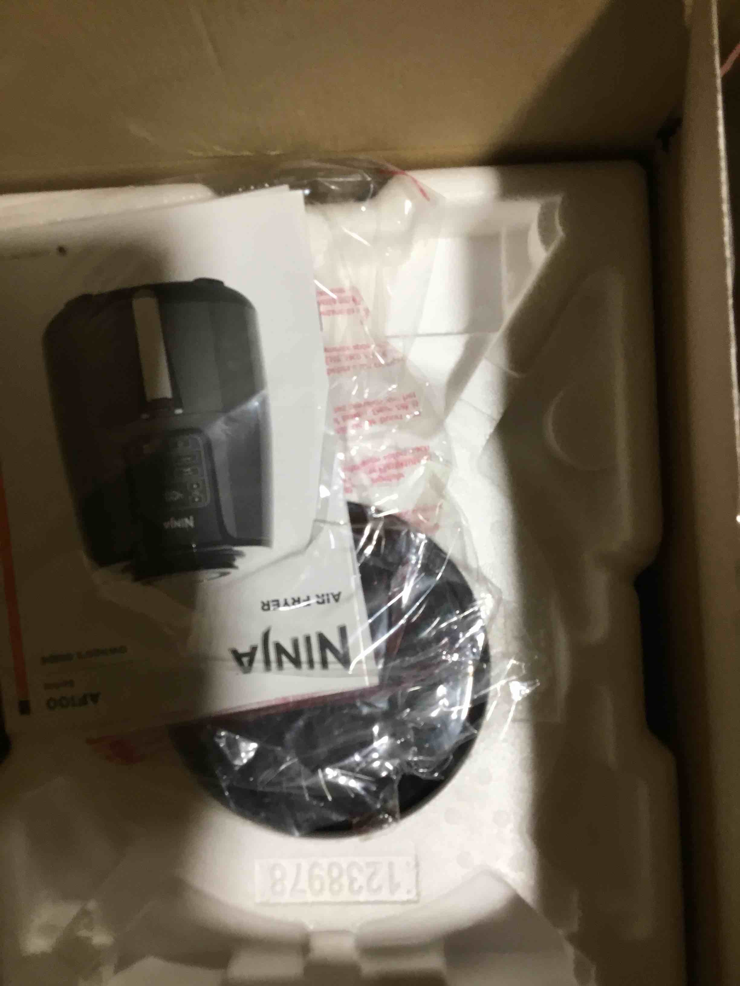 https://s3.amazonaws.com/lotting-images-prod/bidfta/BLU4111525_1708377594644.jpeg