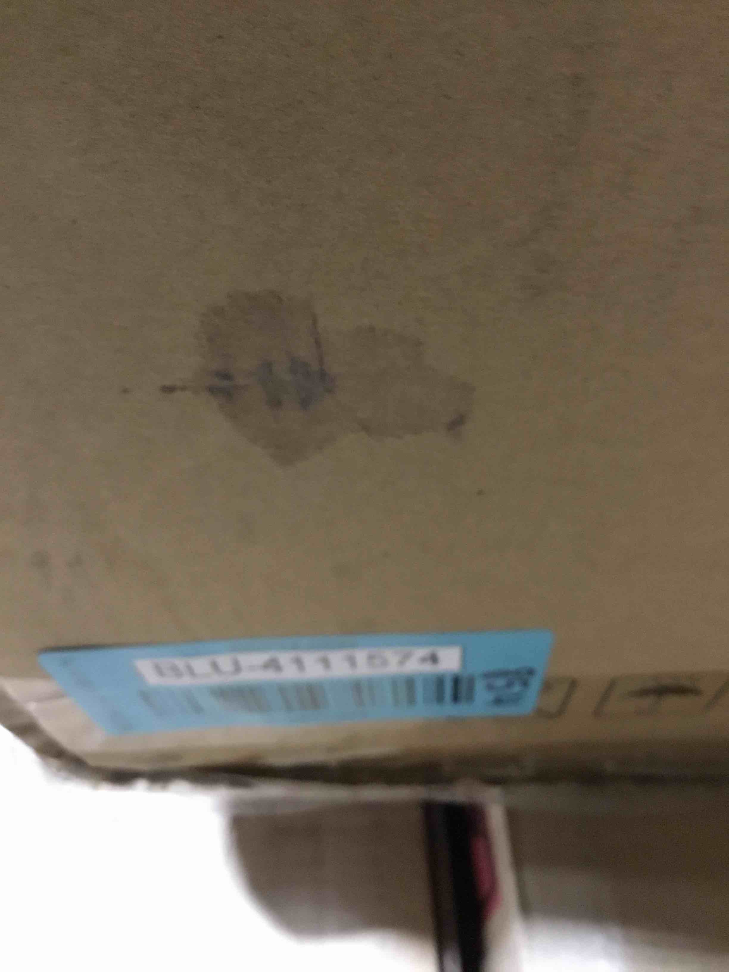 https://s3.amazonaws.com/lotting-images-prod/bidfta/BLU4111574_1708552633966.jpeg