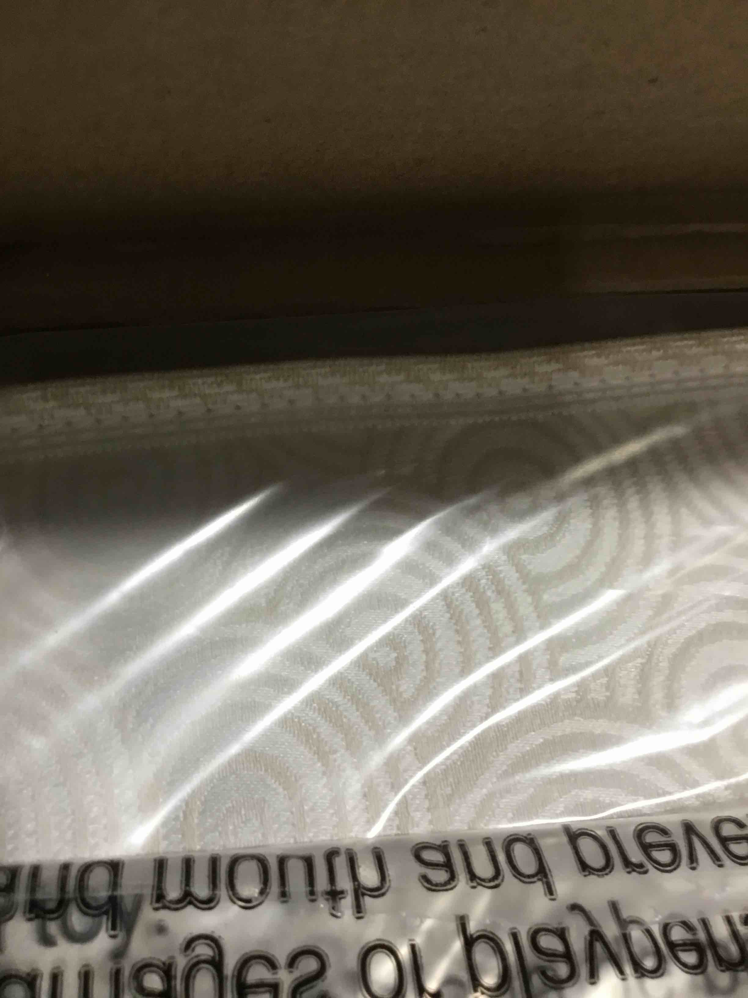 https://s3.amazonaws.com/lotting-images-prod/bidfta/BLU4111575_1708552821200.jpeg
