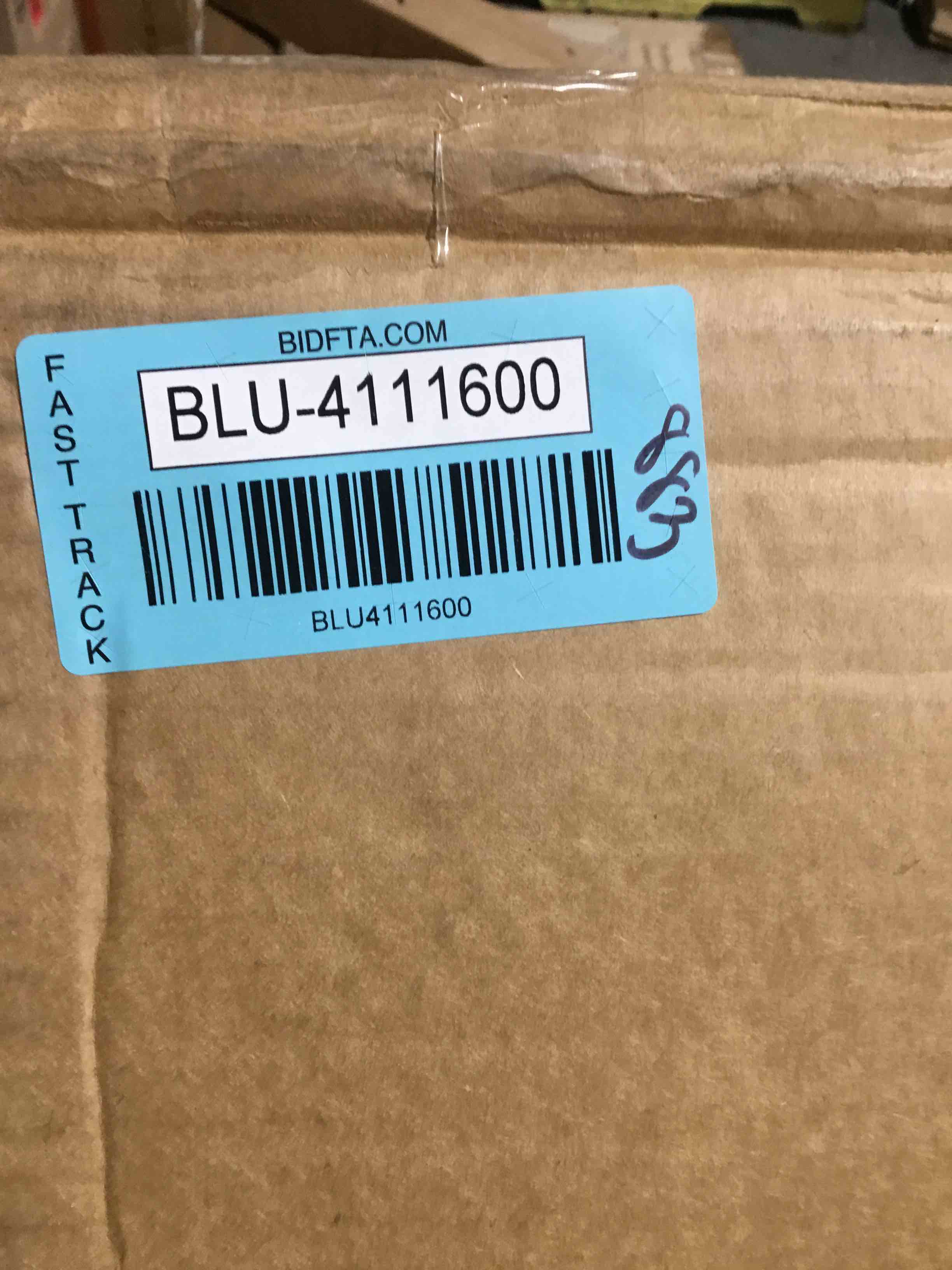 https://s3.amazonaws.com/lotting-images-prod/bidfta/BLU4111600_1708640143288.jpeg