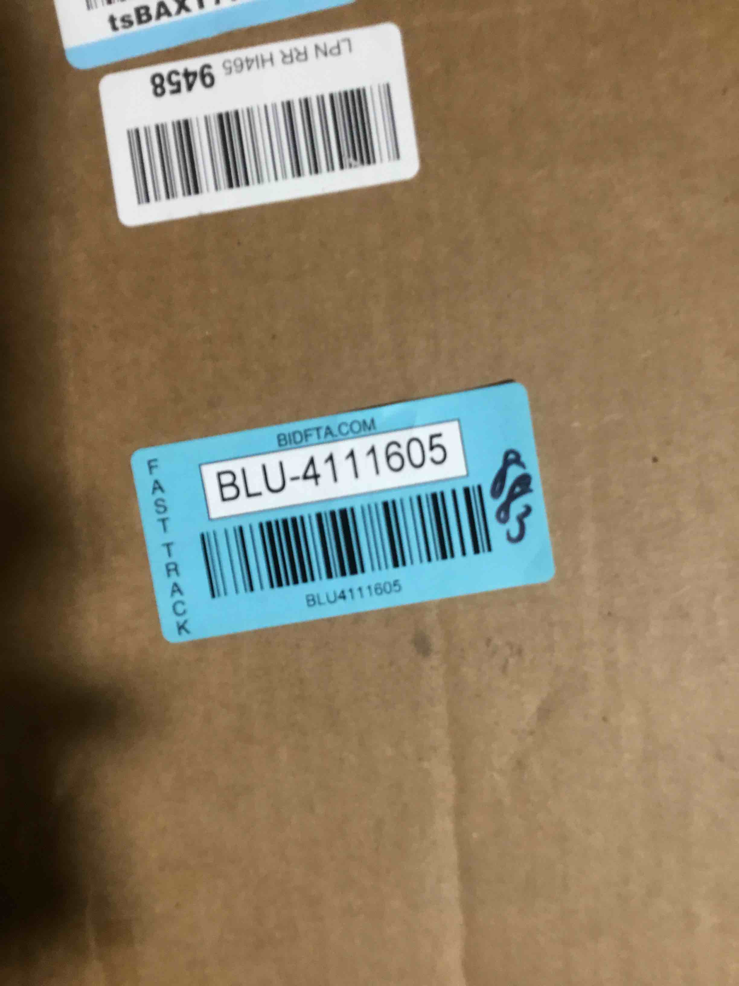 https://s3.amazonaws.com/lotting-images-prod/bidfta/BLU4111605_1708641431411.jpeg
