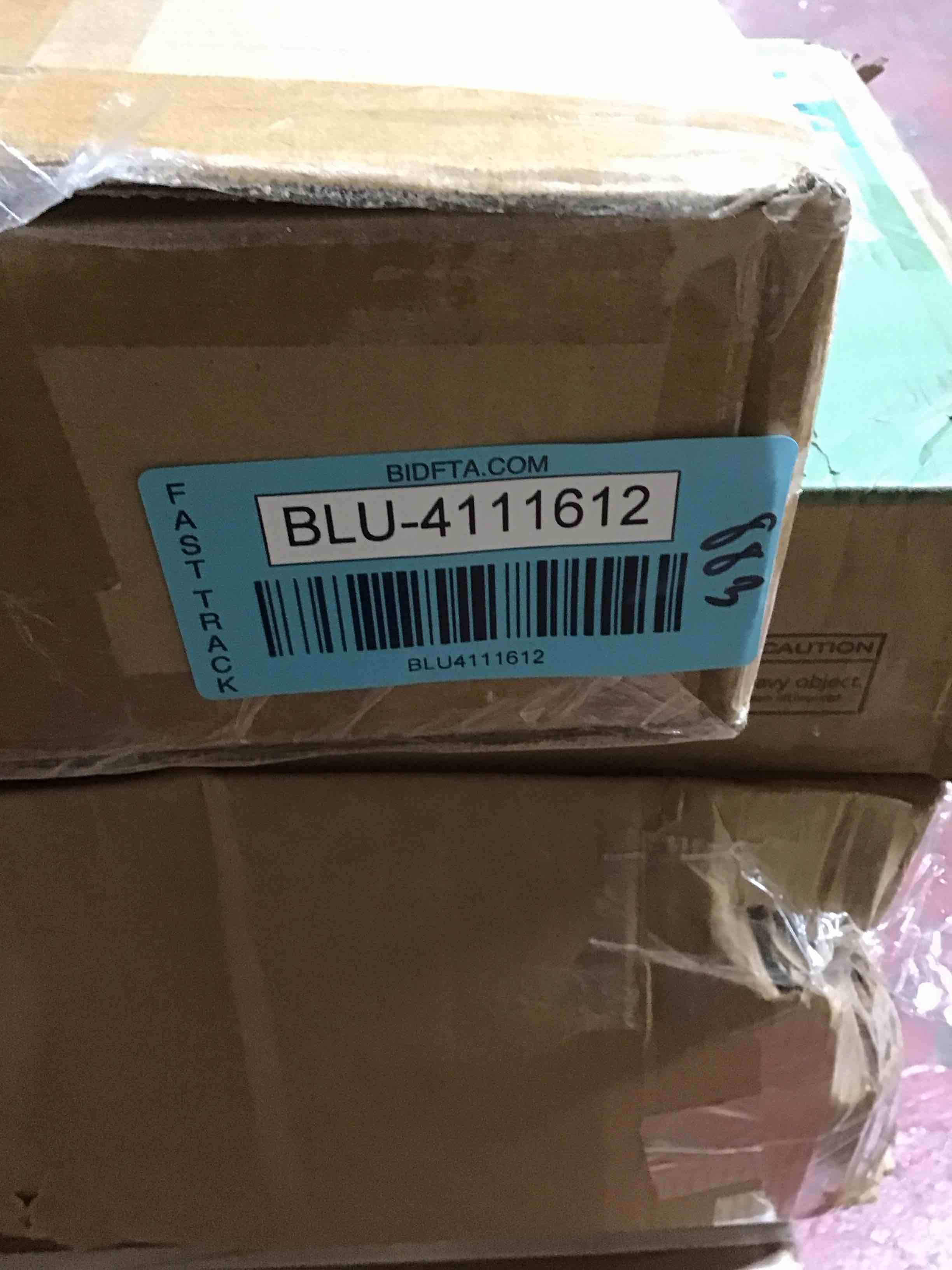 https://s3.amazonaws.com/lotting-images-prod/bidfta/BLU4111612_1708699867329.jpeg
