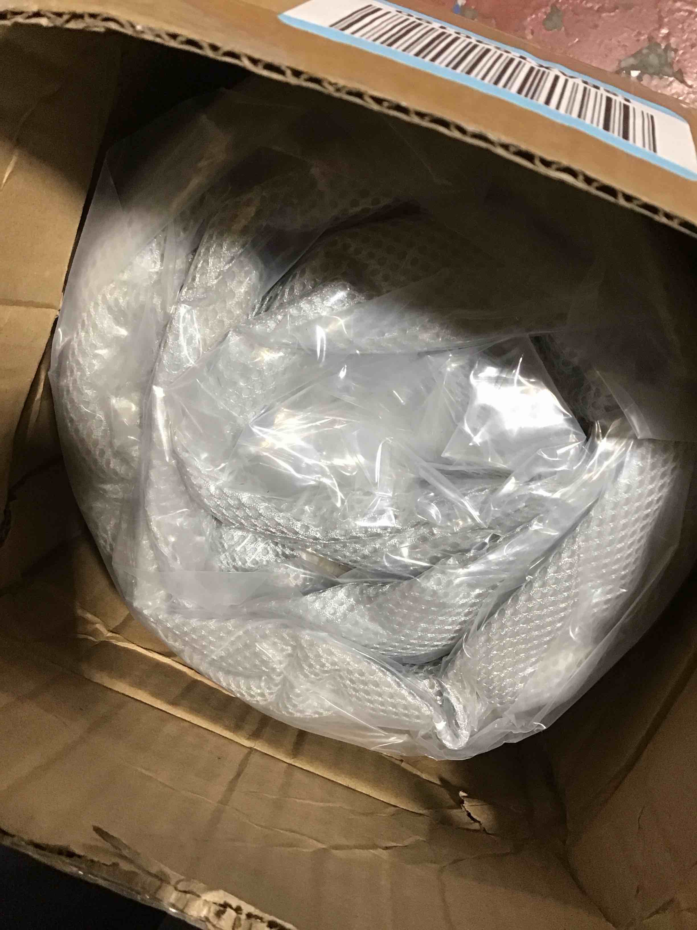 https://s3.amazonaws.com/lotting-images-prod/bidfta/BLU4111616_1708700687507.jpeg