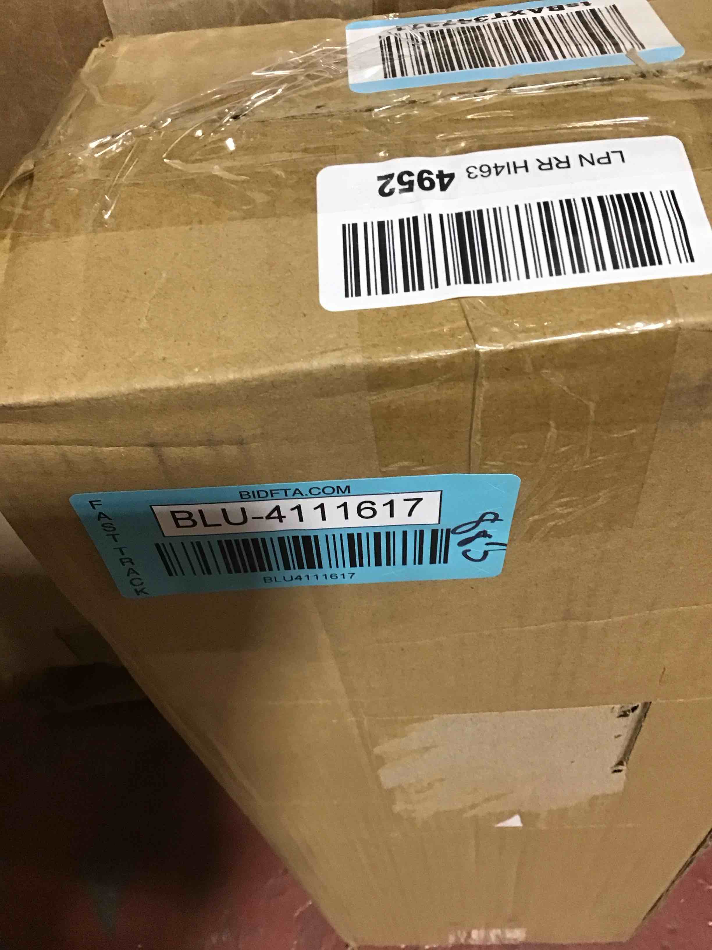 https://s3.amazonaws.com/lotting-images-prod/bidfta/BLU4111617_1708700767958.jpeg