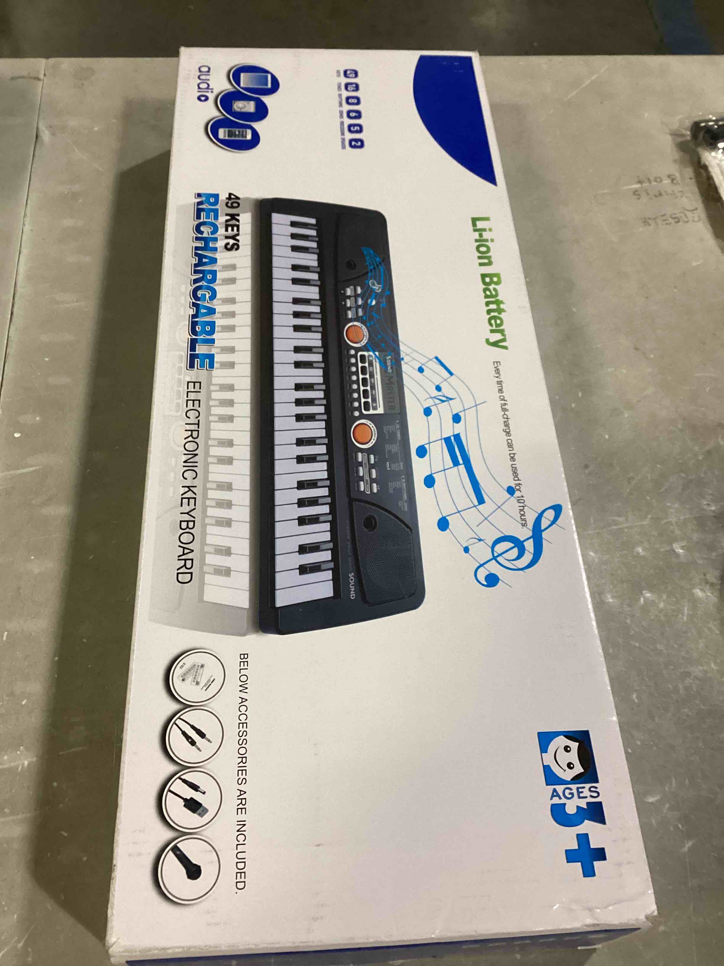 https://s3.amazonaws.com/lotting-images-prod/bidfta/BLU4111980_1701792521331.jpeg