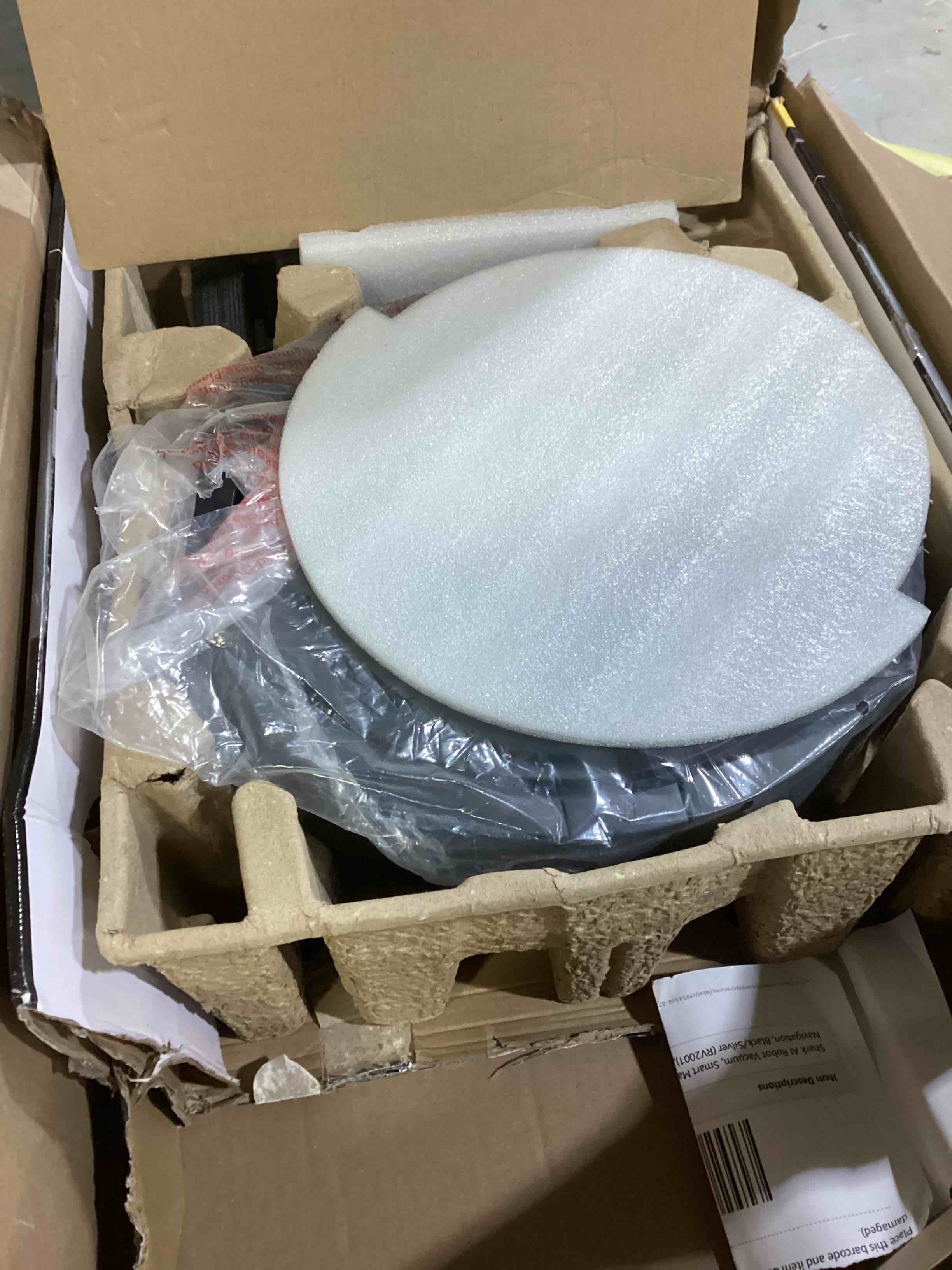 https://s3.amazonaws.com/lotting-images-prod/bidfta/BLU4112176_1701885172652.jpeg