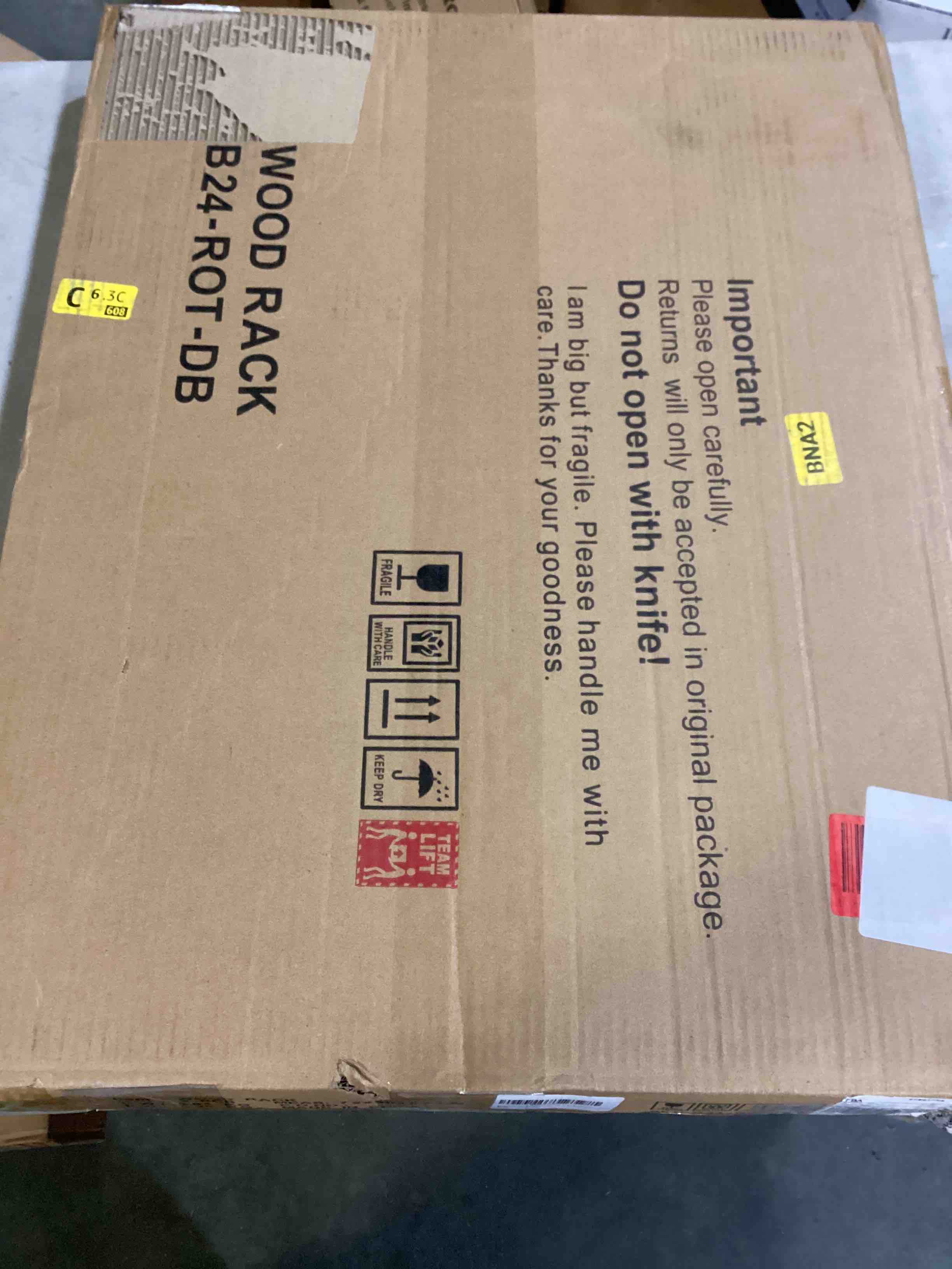 https://s3.amazonaws.com/lotting-images-prod/bidfta/BLU4112178_1701885357324.jpeg