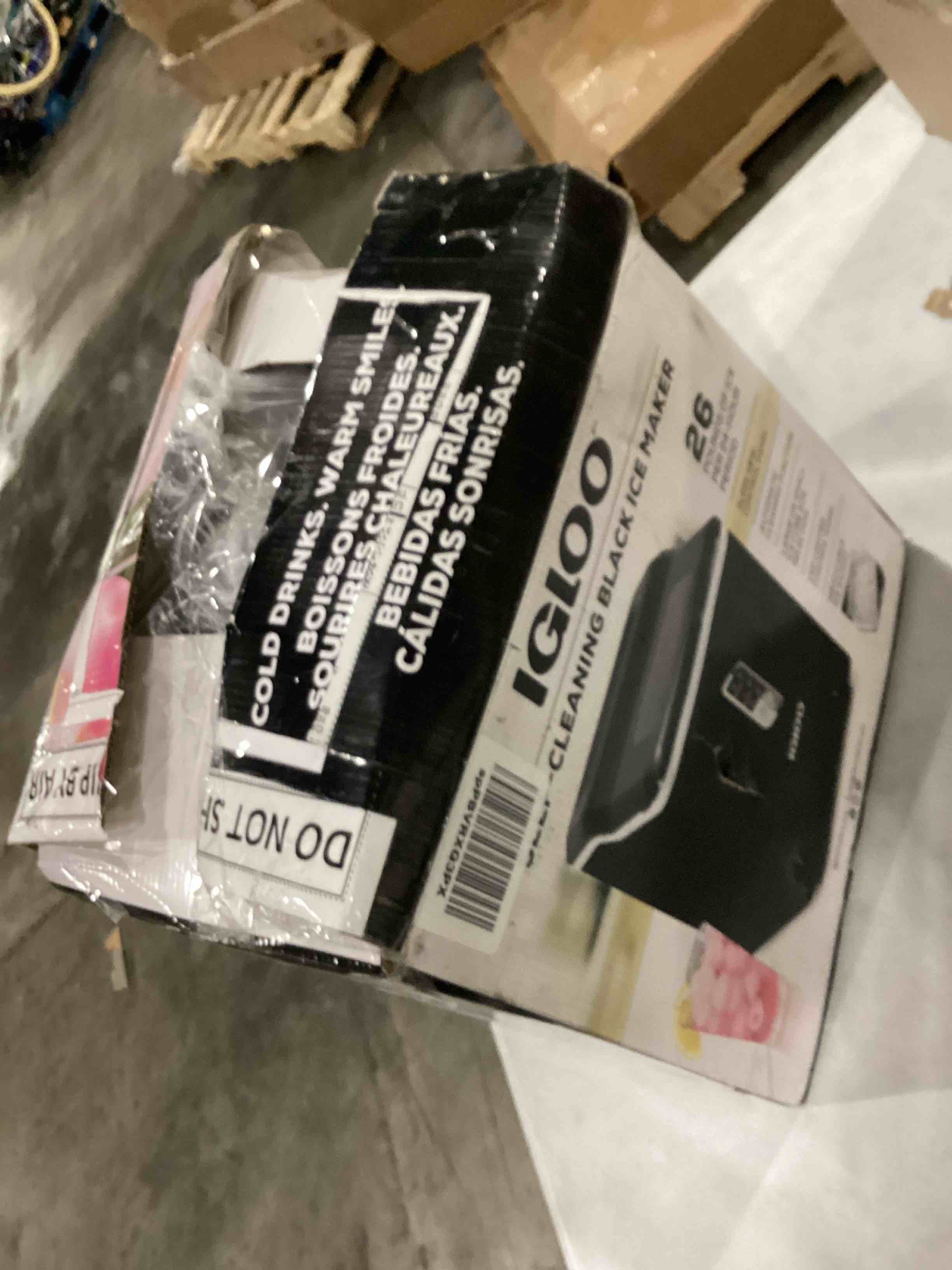 https://s3.amazonaws.com/lotting-images-prod/bidfta/BLU4114962_1701799257174.jpeg