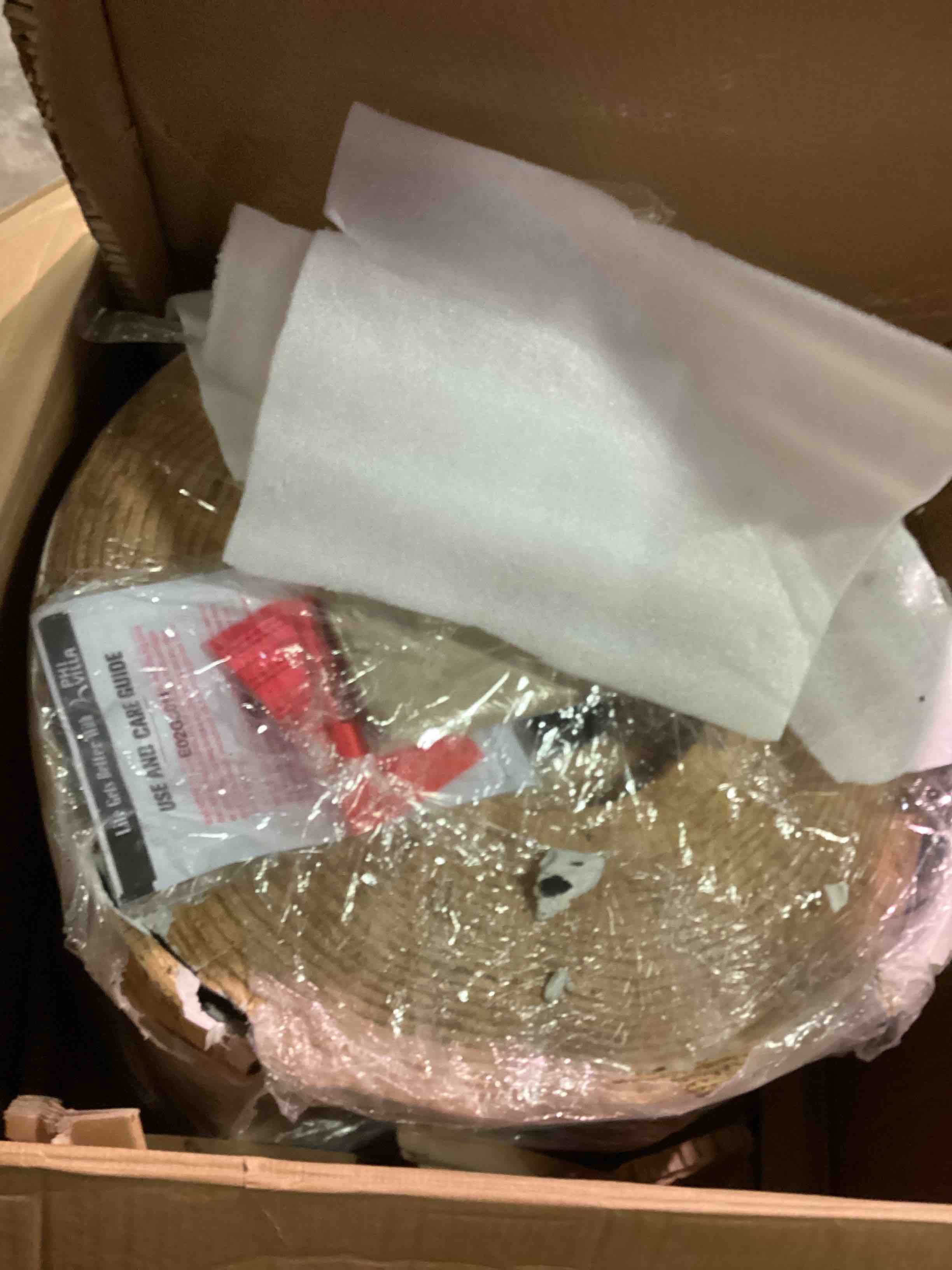 https://s3.amazonaws.com/lotting-images-prod/bidfta/BLU4115610_1702495800982.jpeg