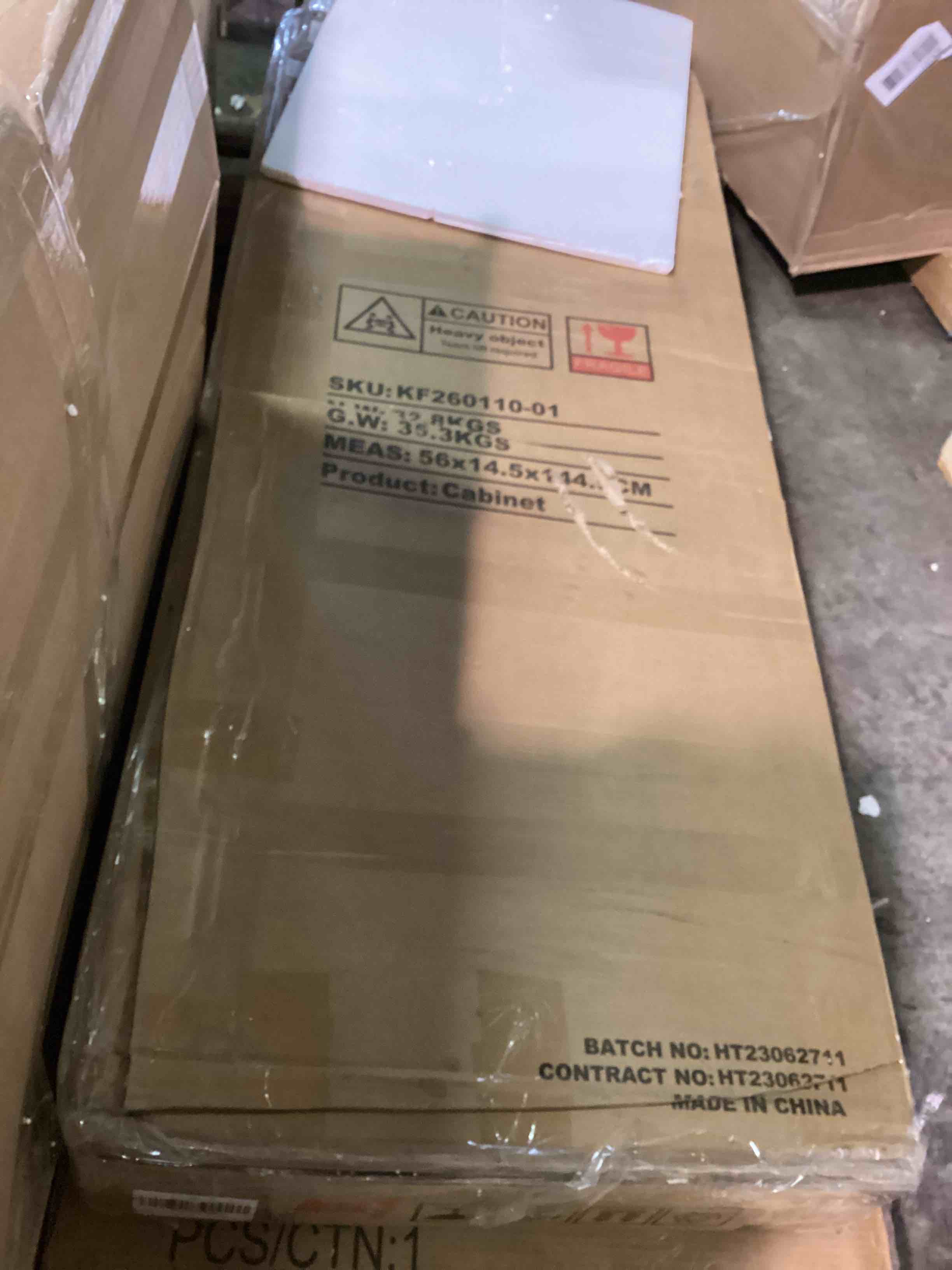 https://s3.amazonaws.com/lotting-images-prod/bidfta/BLU4115621_1702555228372.jpeg