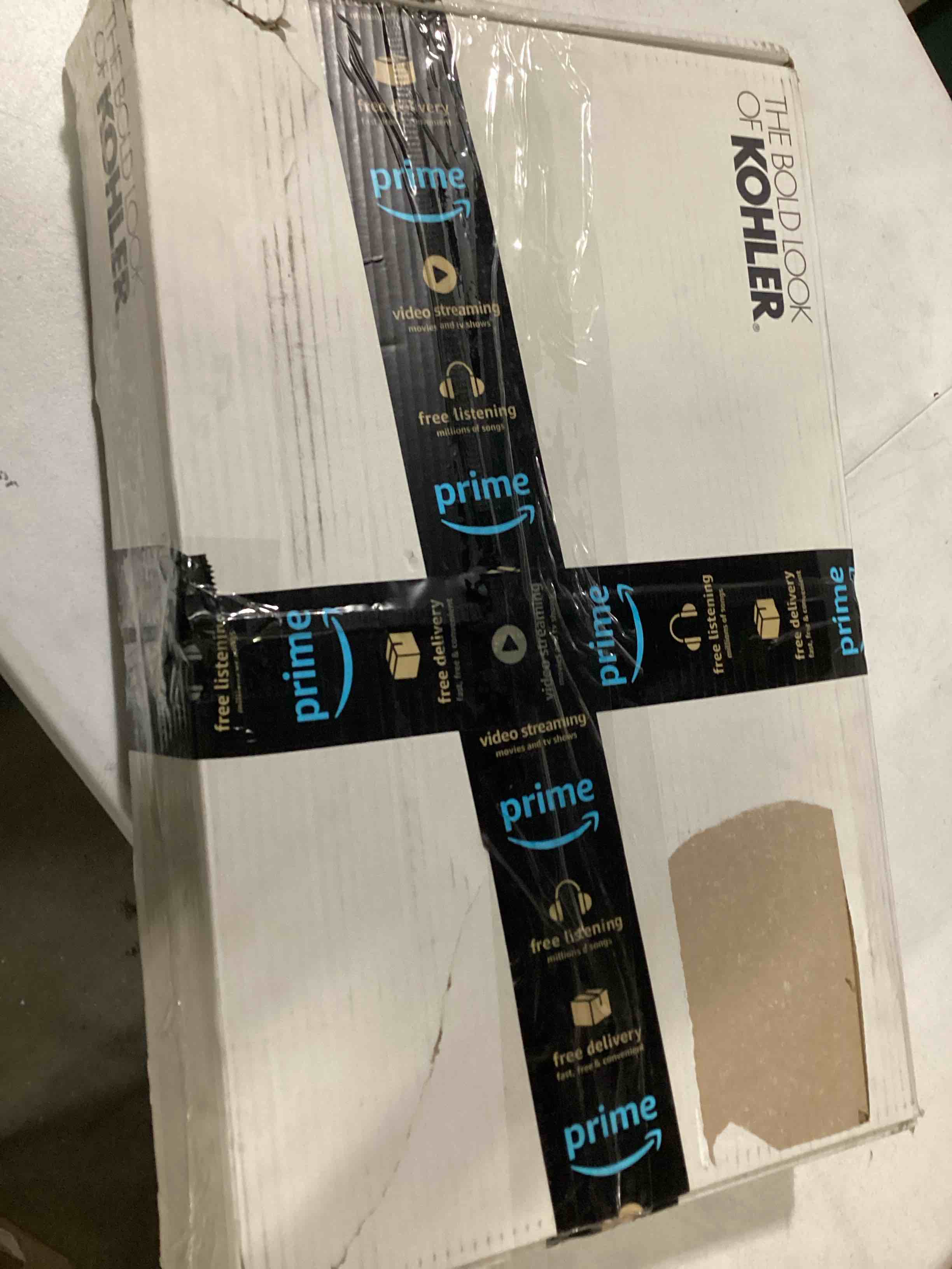 https://s3.amazonaws.com/lotting-images-prod/bidfta/BLU4118159_1700834321481.jpeg