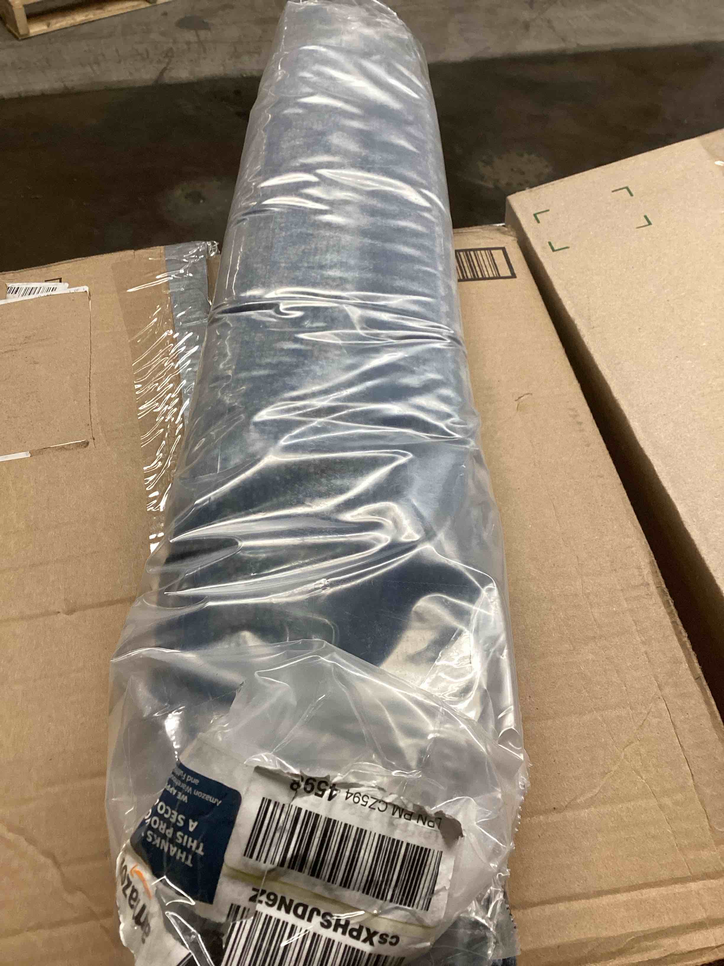 Maples Rugs Pelham Vintage Kitchen Rugs Non Skid Accent Area Carpet [Made in USA], 2'6 x 3'10, Navy/Grey