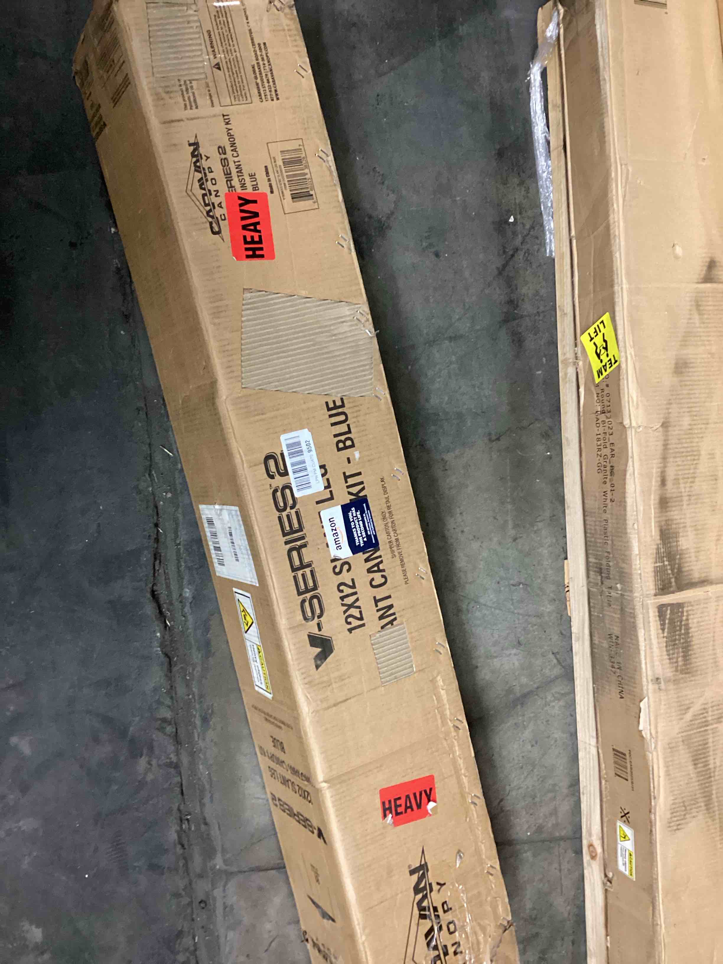 https://s3.amazonaws.com/lotting-images-prod/bidfta/BLU4118330_1701115583648.jpeg