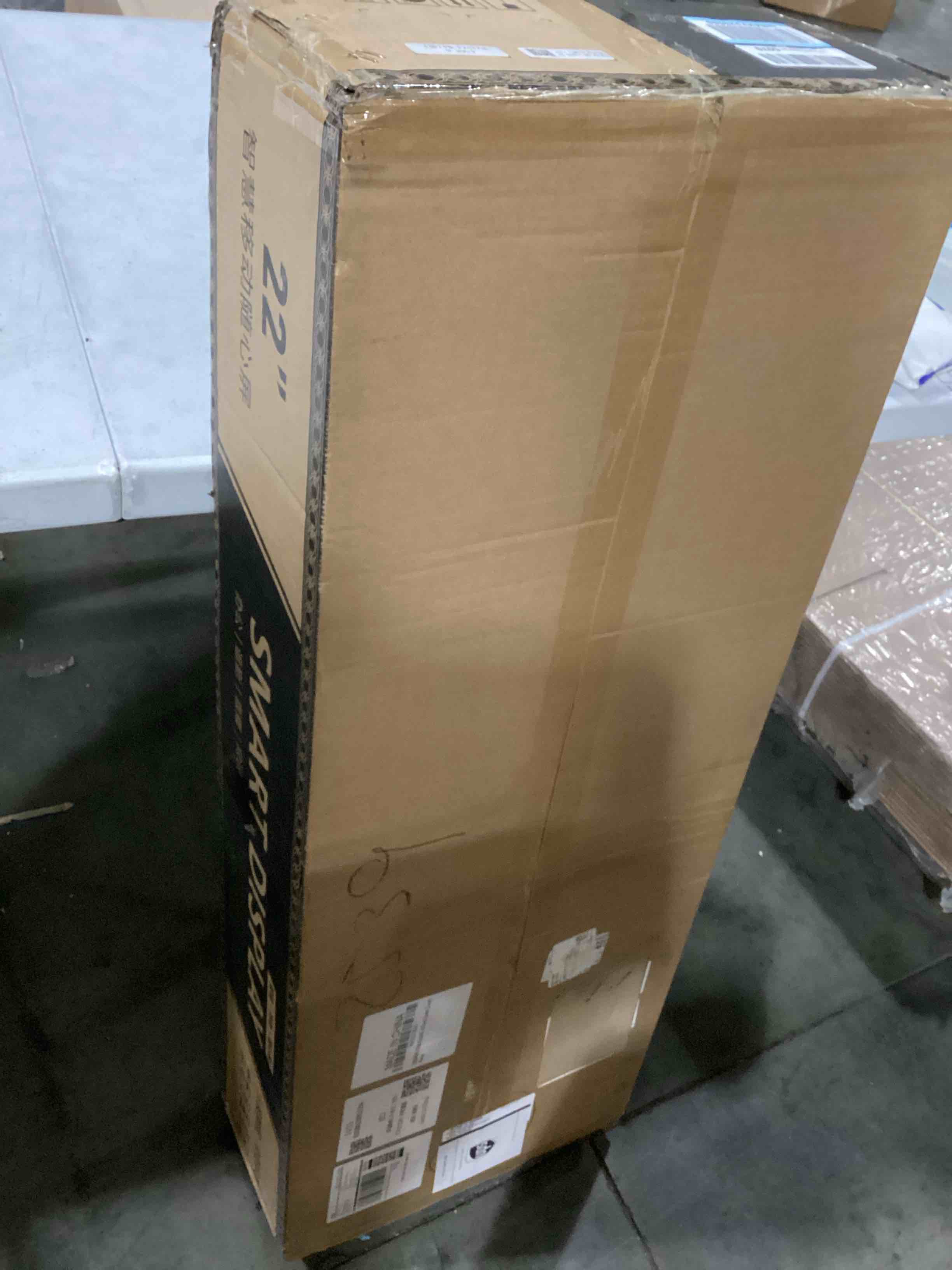 https://s3.amazonaws.com/lotting-images-prod/bidfta/BLU4118743_1701694816686.jpeg