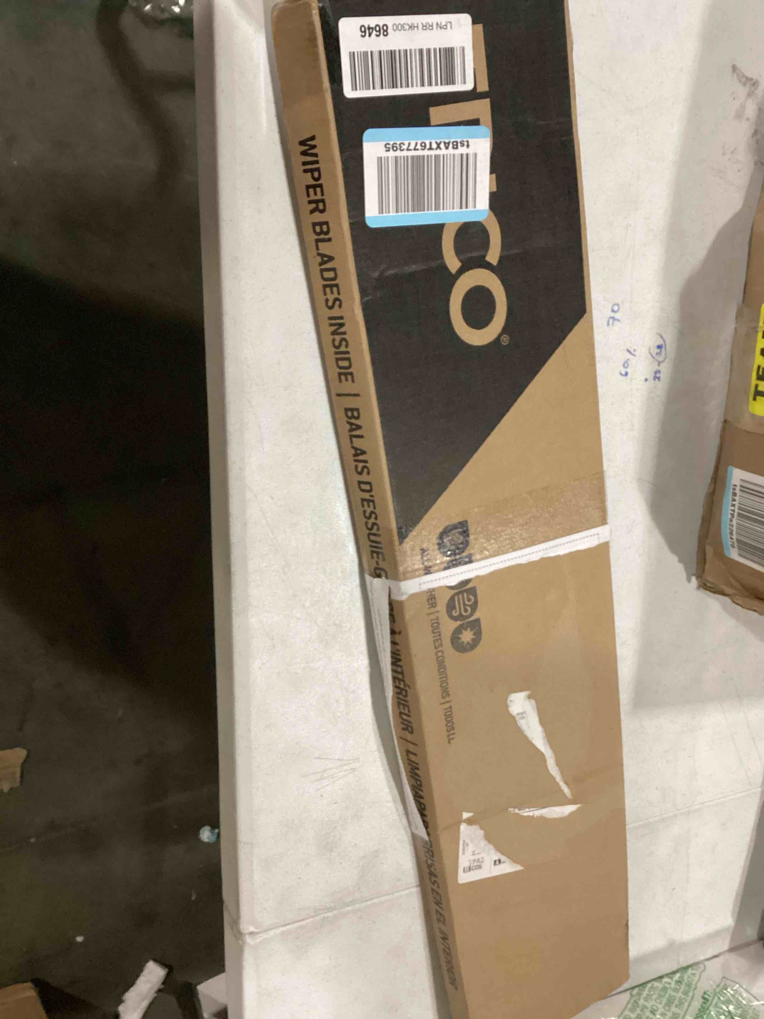https://s3.amazonaws.com/lotting-images-prod/bidfta/BLU4118747_1701696040129.jpeg