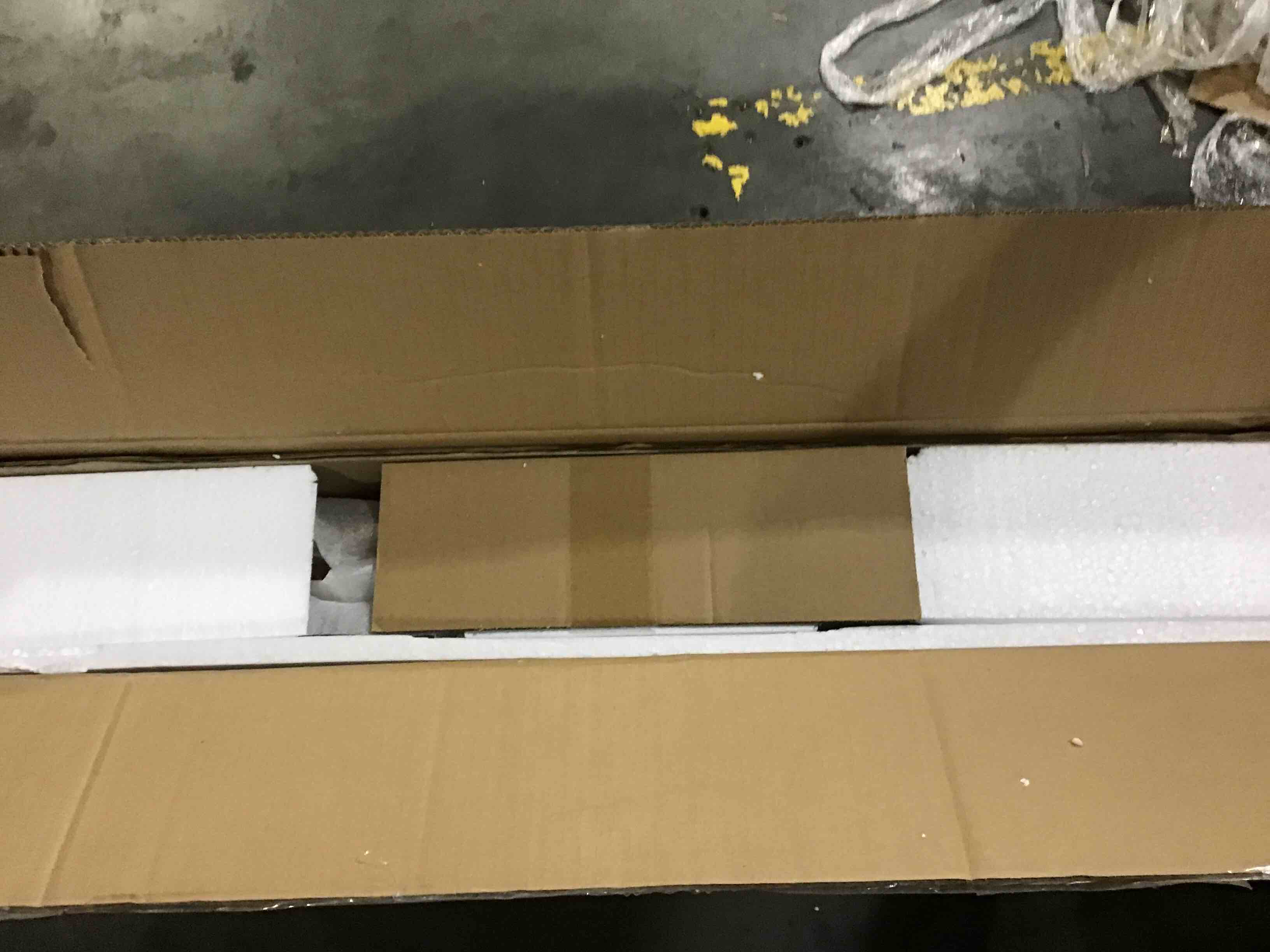 https://s3.amazonaws.com/lotting-images-prod/bidfta/BLU4118978_1702924350378.jpeg