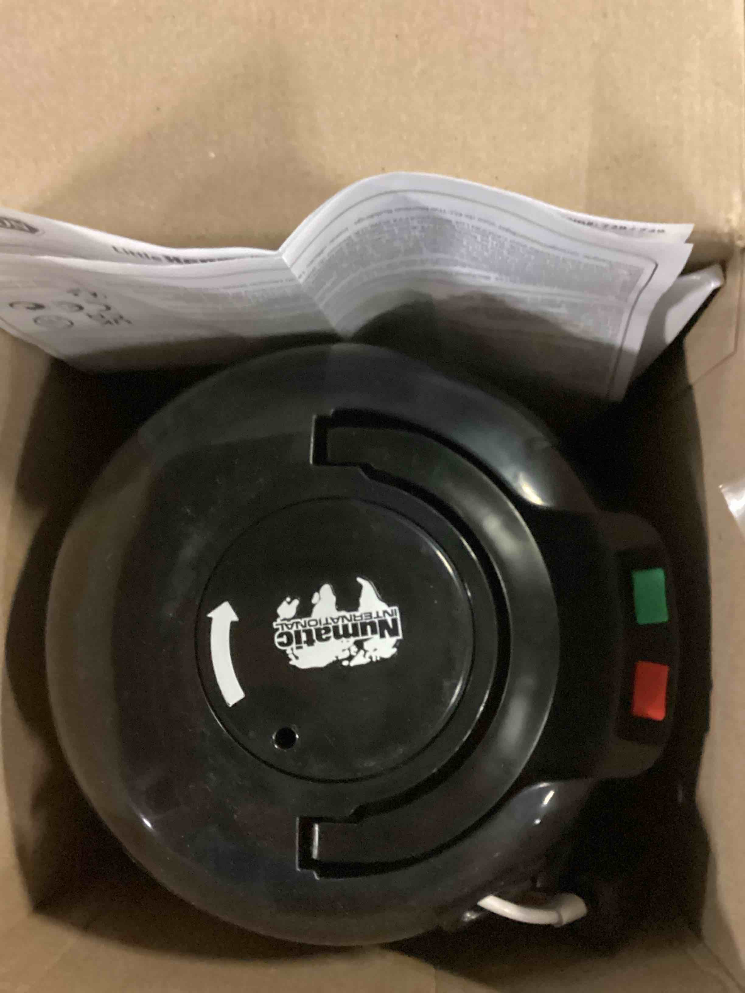 https://s3.amazonaws.com/lotting-images-prod/bidfta/BLU4119019_1702993978458.jpeg
