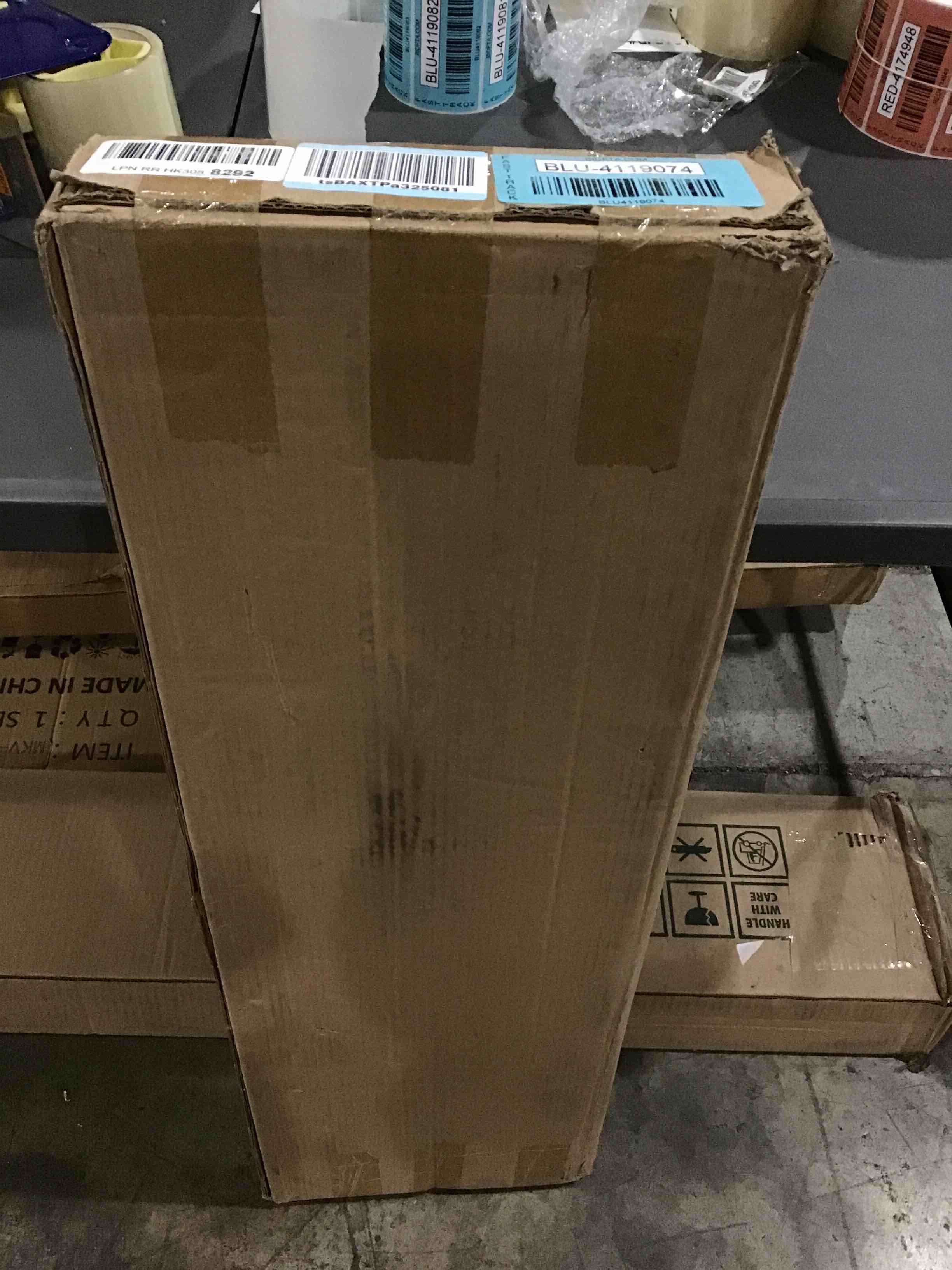 https://s3.amazonaws.com/lotting-images-prod/bidfta/BLU4119074_1703007318139.jpeg