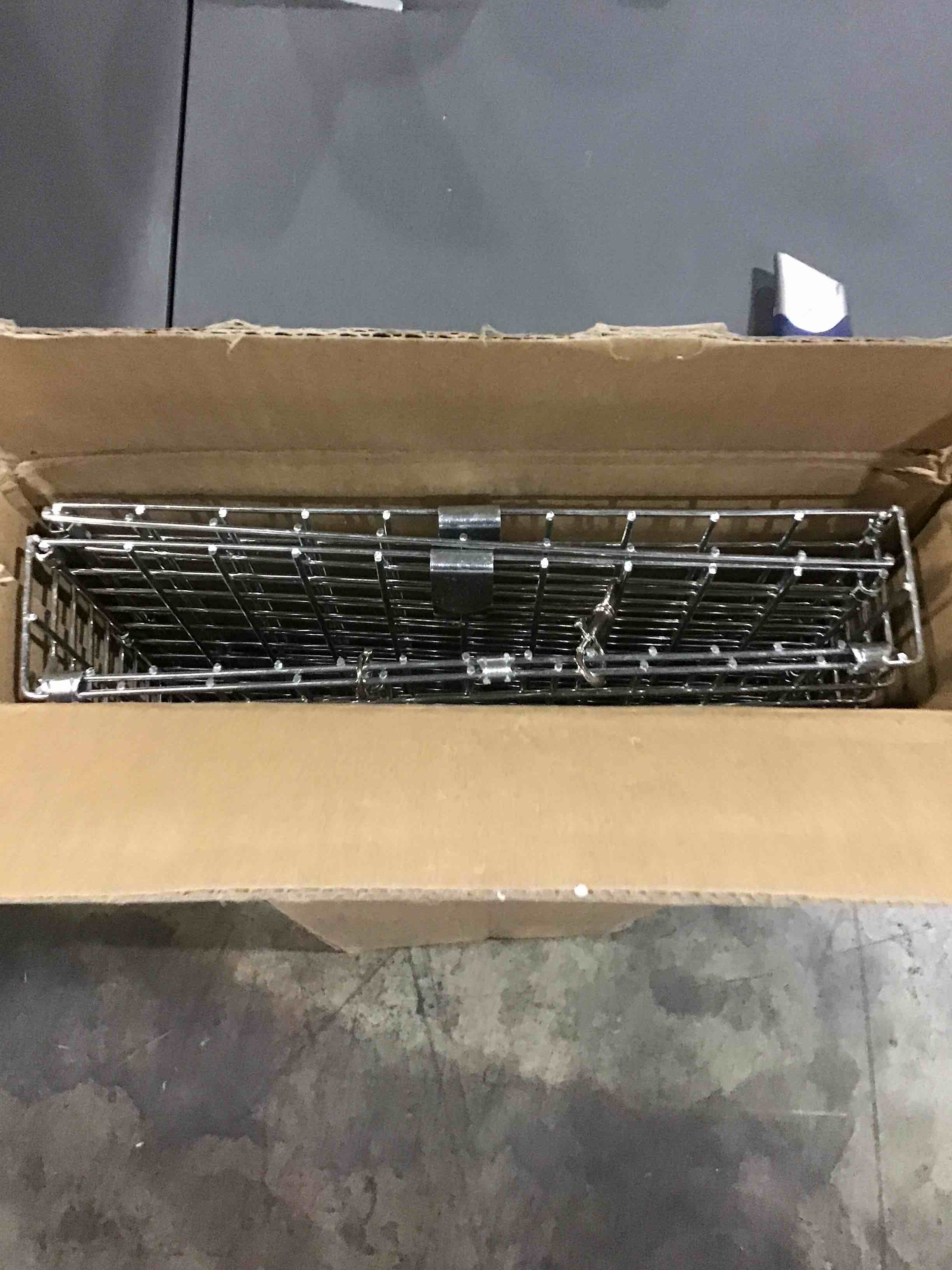 https://s3.amazonaws.com/lotting-images-prod/bidfta/BLU4119074_1703007359296.jpeg