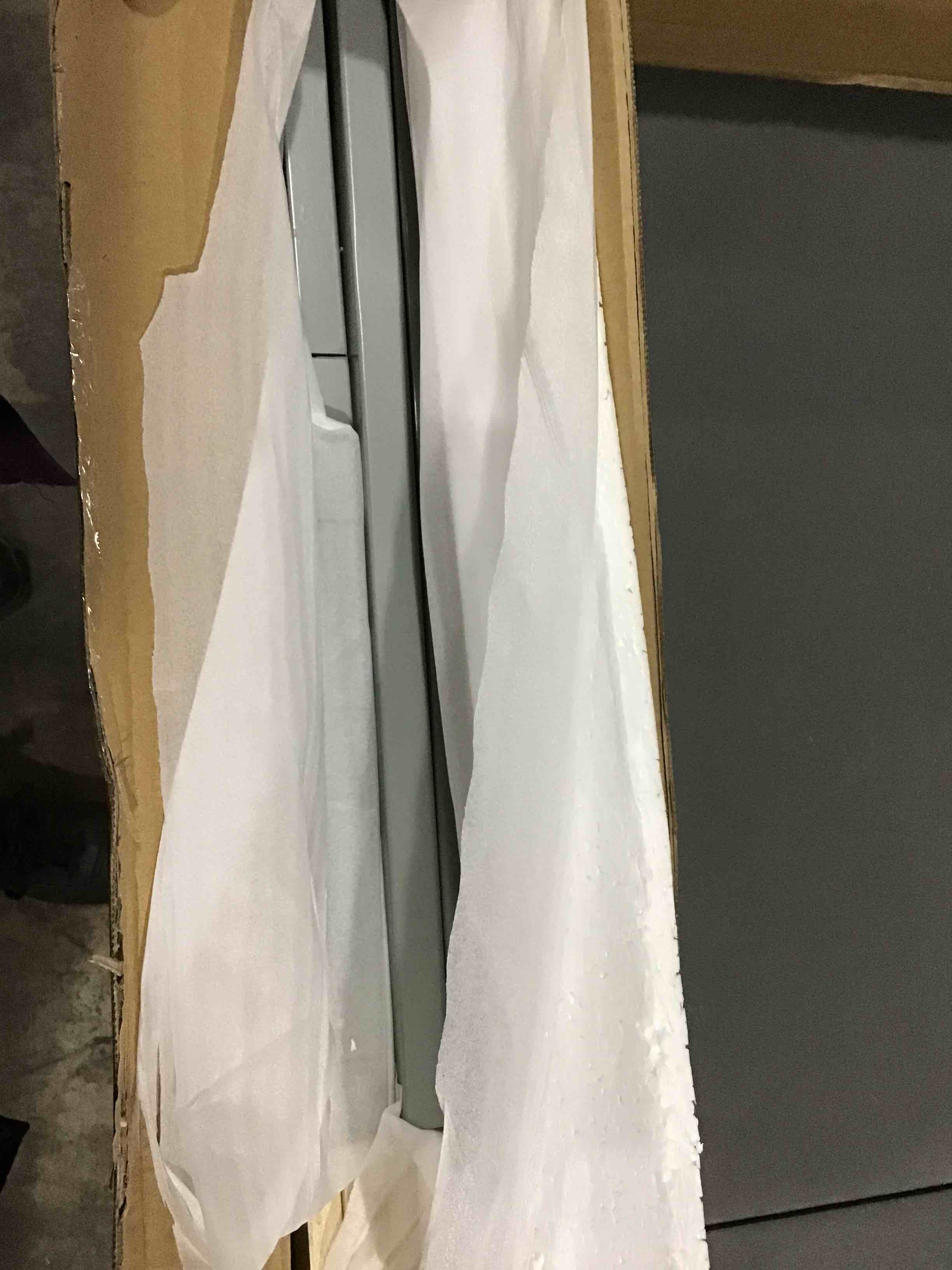 https://s3.amazonaws.com/lotting-images-prod/bidfta/BLU4119083_1703009960783.jpeg
