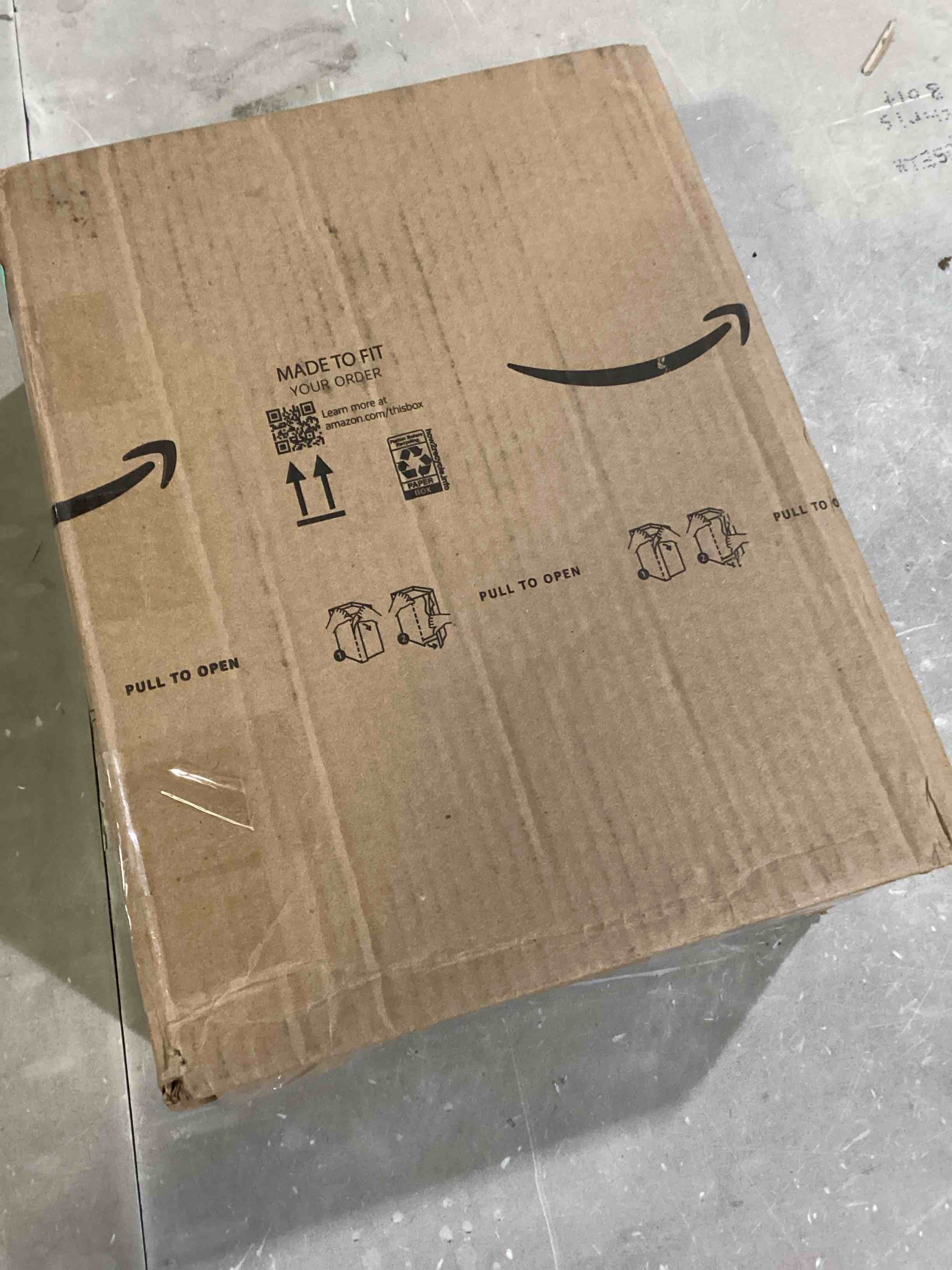 https://s3.amazonaws.com/lotting-images-prod/bidfta/BLU4120111_1701715086377.jpeg