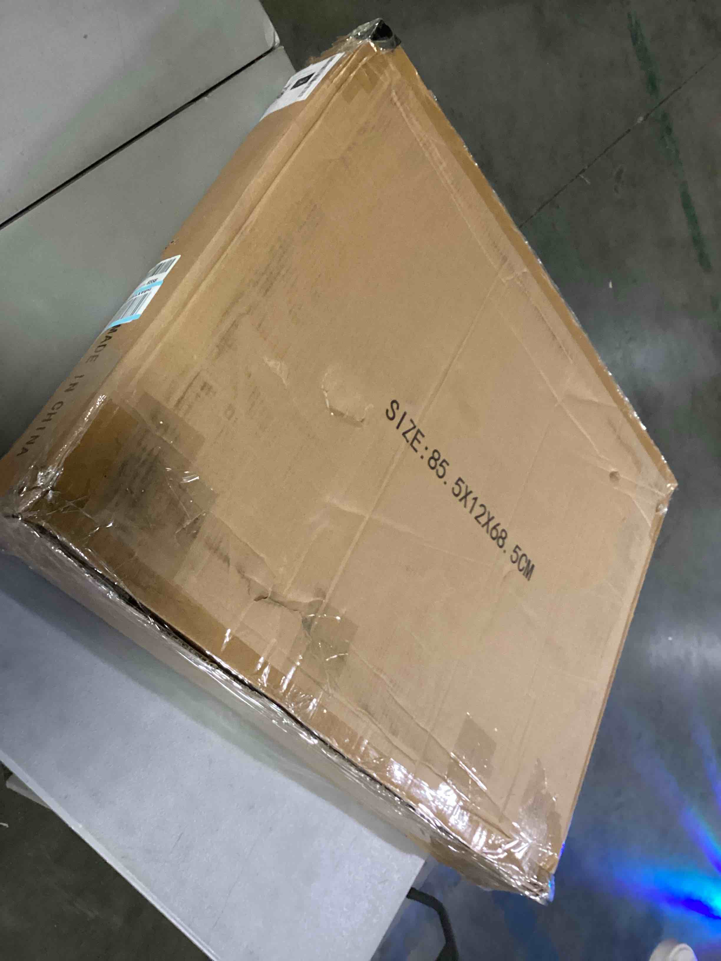 https://s3.amazonaws.com/lotting-images-prod/bidfta/BLU4120307_1701693894129.jpeg