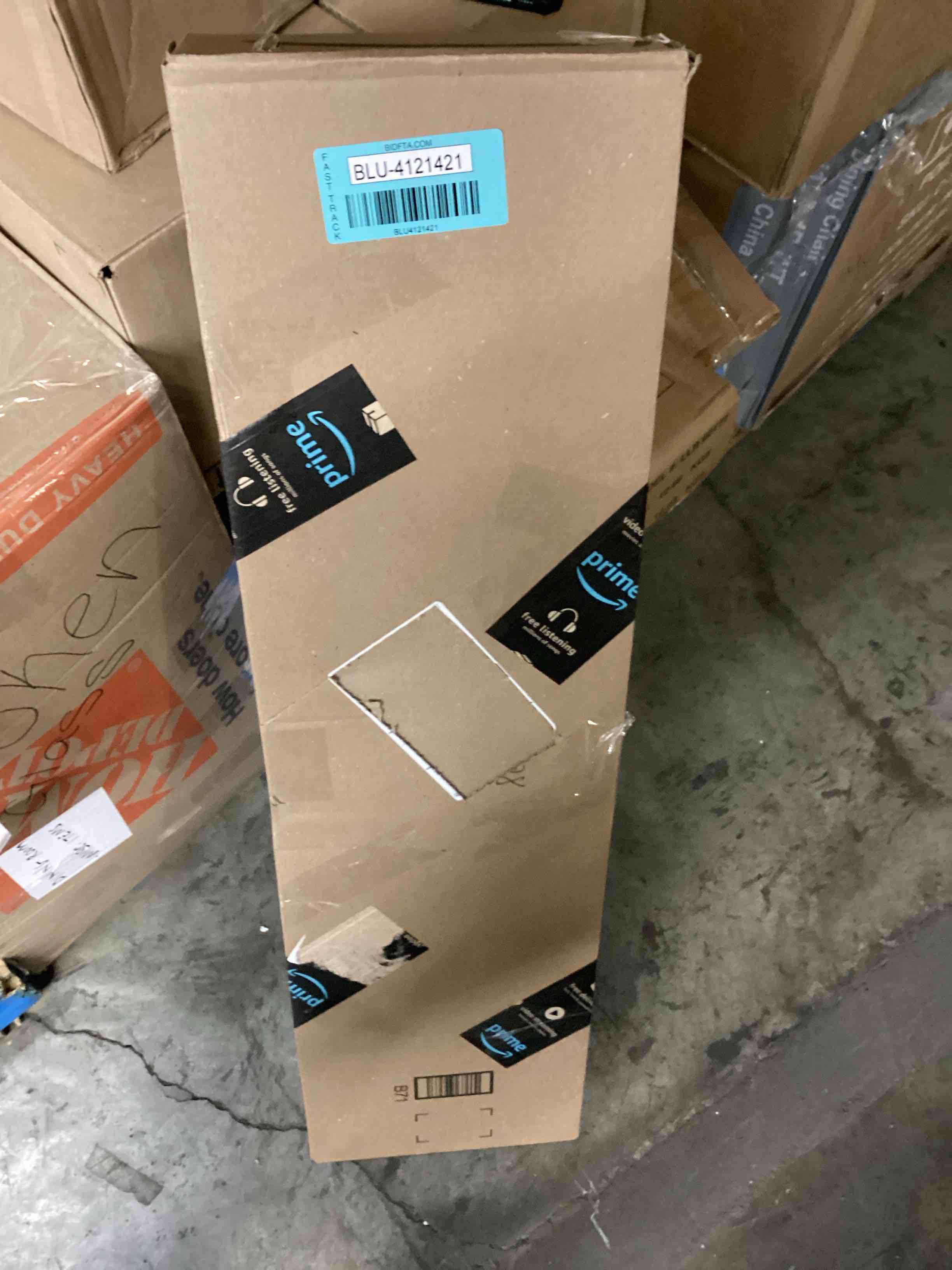 https://s3.amazonaws.com/lotting-images-prod/bidfta/BLU4121421_1700591995996.jpeg